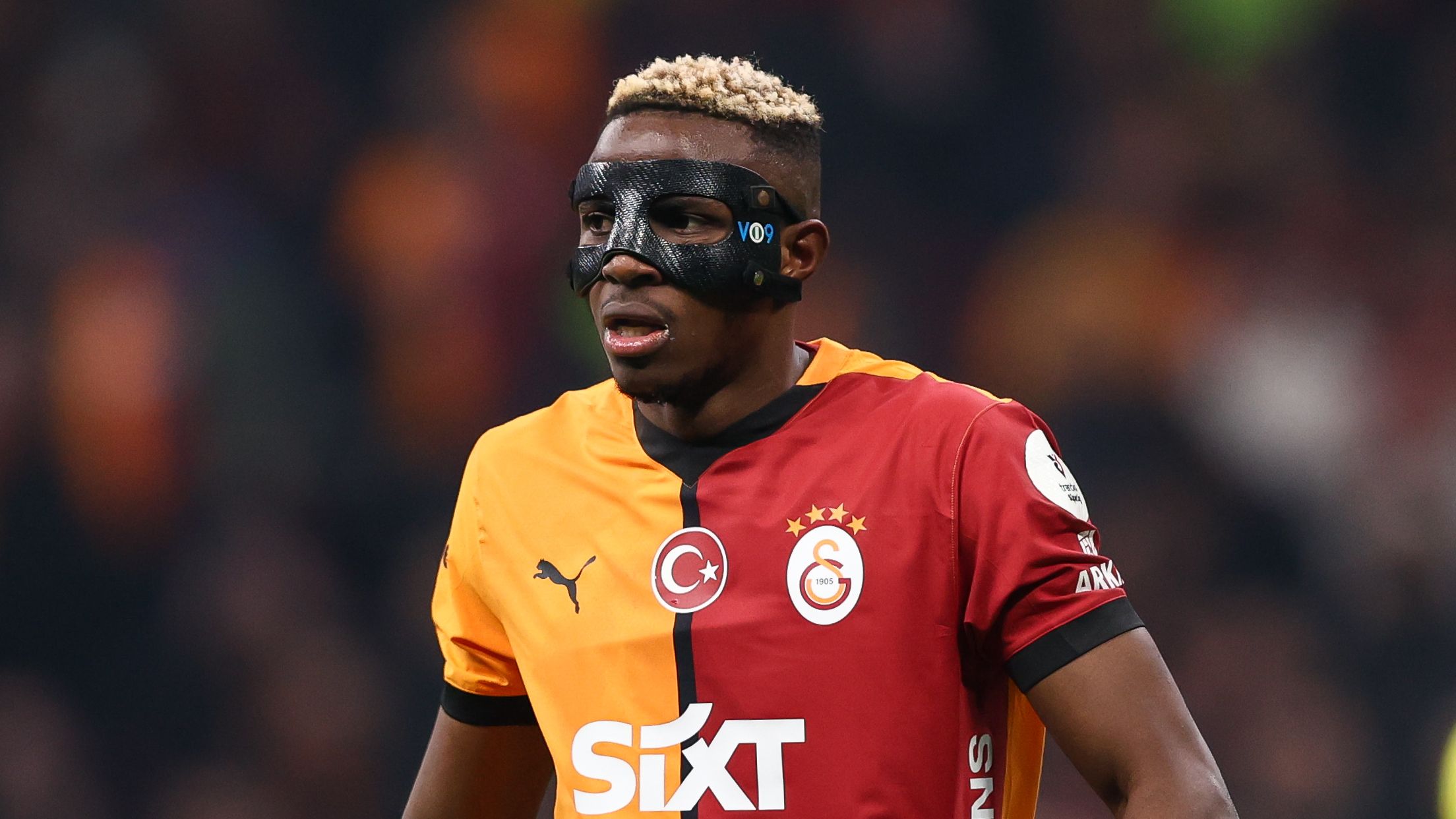 Victor Osimhen transfer stalls despite Galatasaray agreeing to pay €75m fee to Napoli