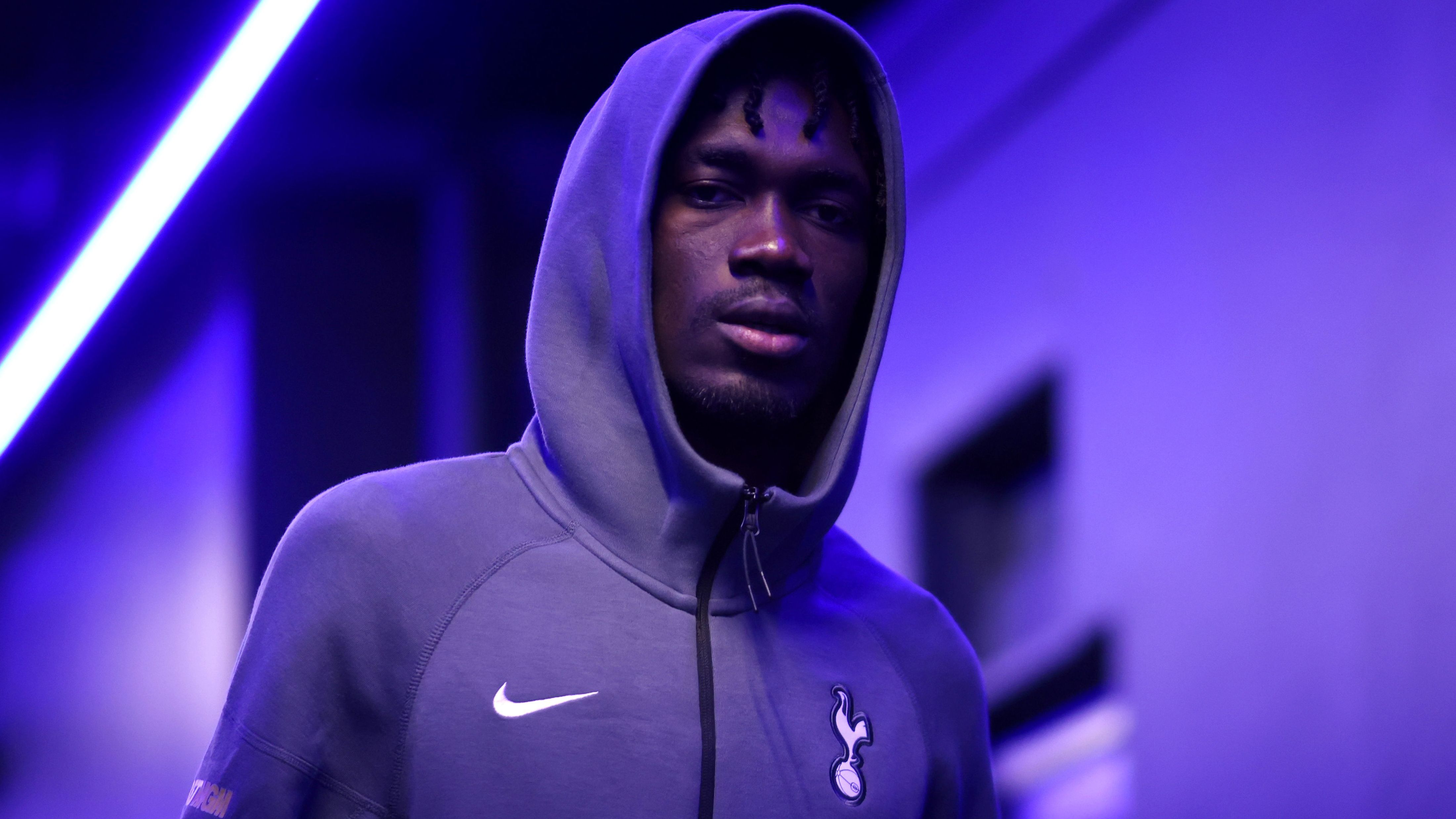 Fenerbahce open talks to sign Tottenham ace