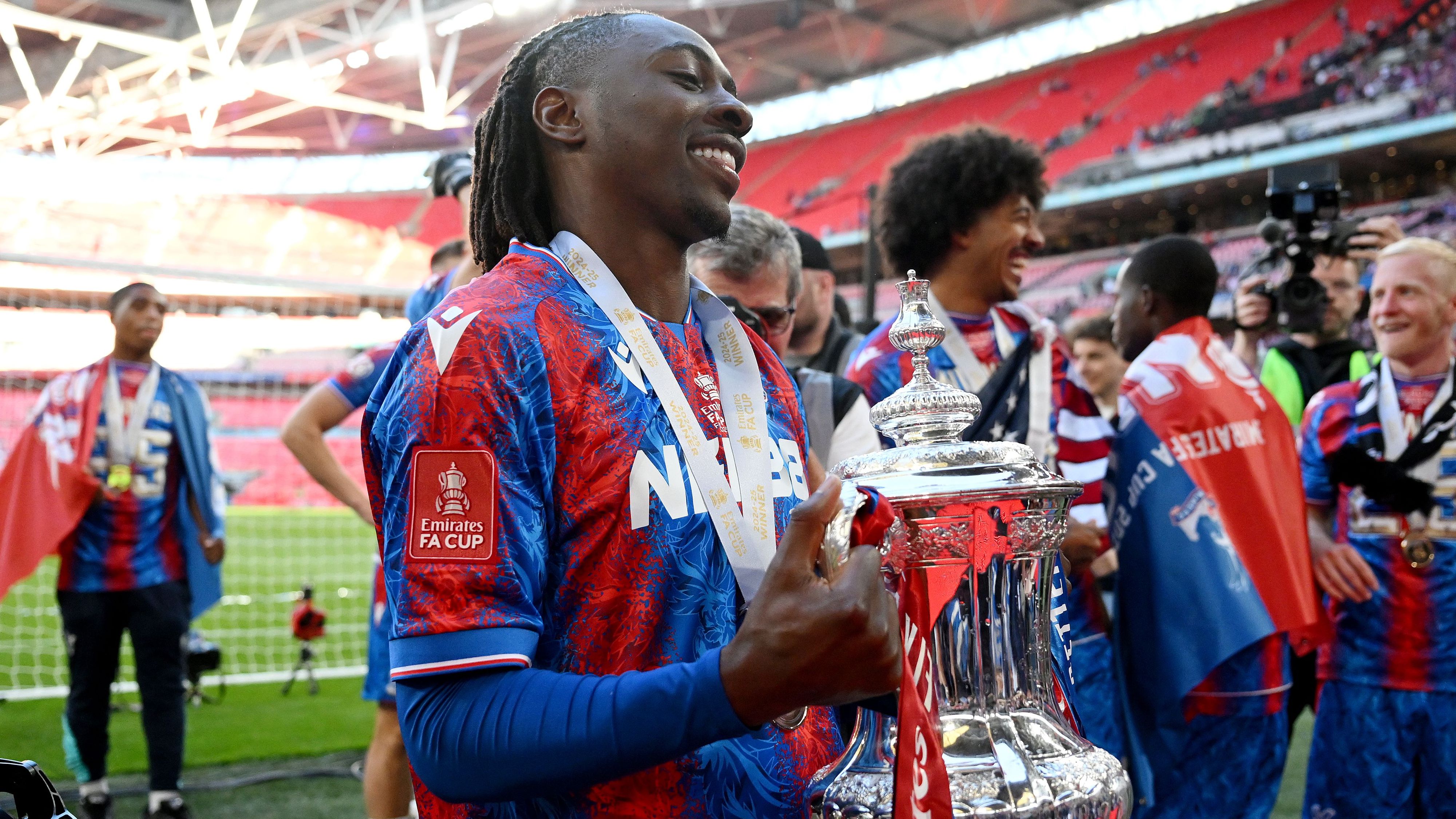 Arsenal not done yet! Gunners ready to ramp up talks to sign Eberechi Eze after securing £50m deal for Noni Madueke from Chelsea