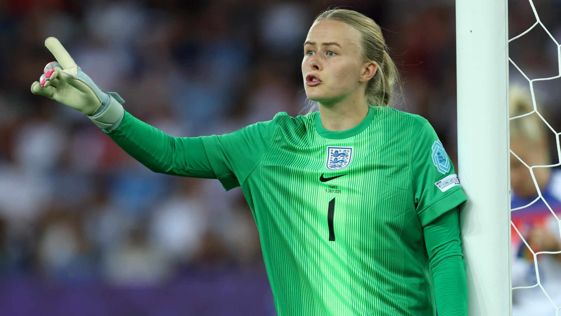 Lauren Hemp hails 'thriving' Hannah Hampton as England goalkeeper impresses at Euro 2025 after replacing Mary Earps