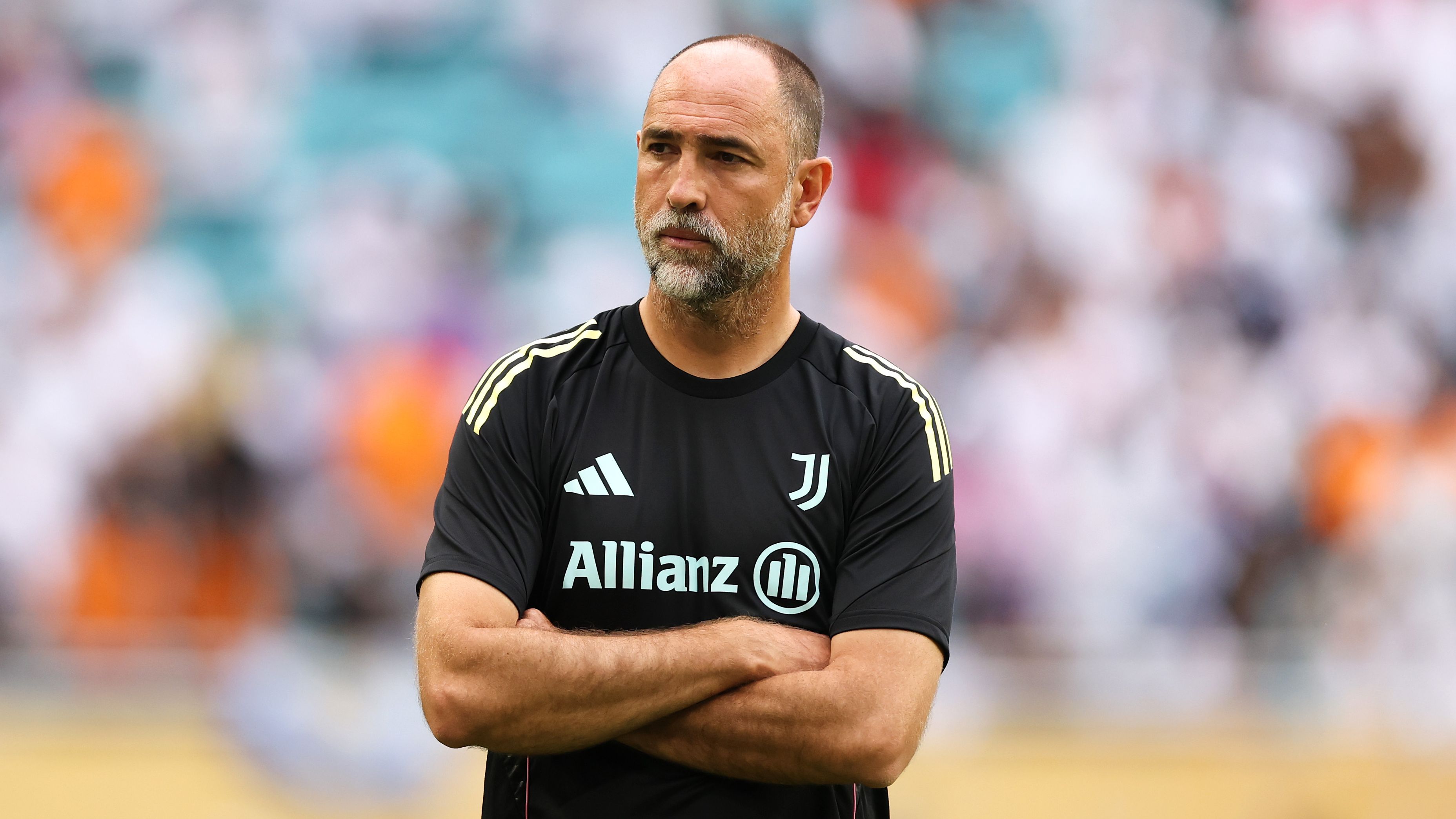 Douglas Luiz in talks over Premier League return with unexpected club after failed Juventus transfer & Alisha Lehmann breakup