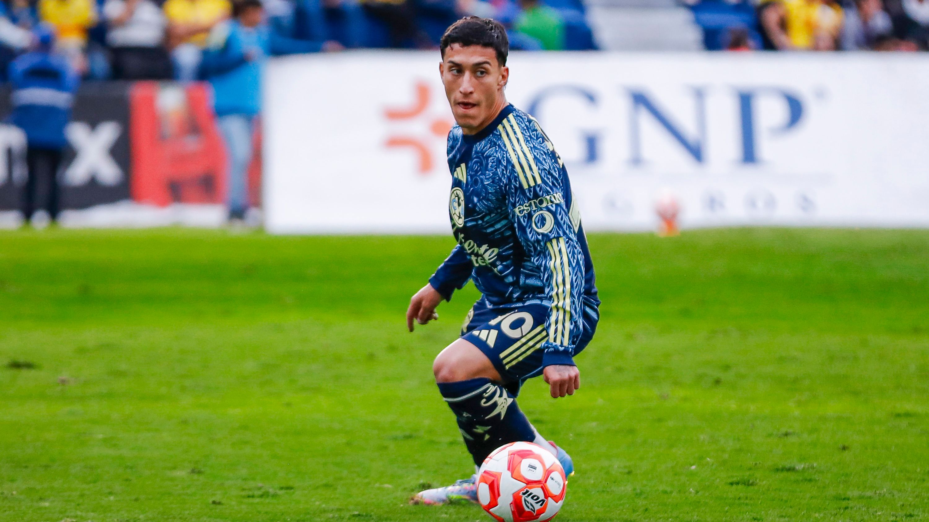 WATCH: USMNT and Club American winger Alejandro Zendejas honors Diogo Jota in Apertura 2025 goal celebration