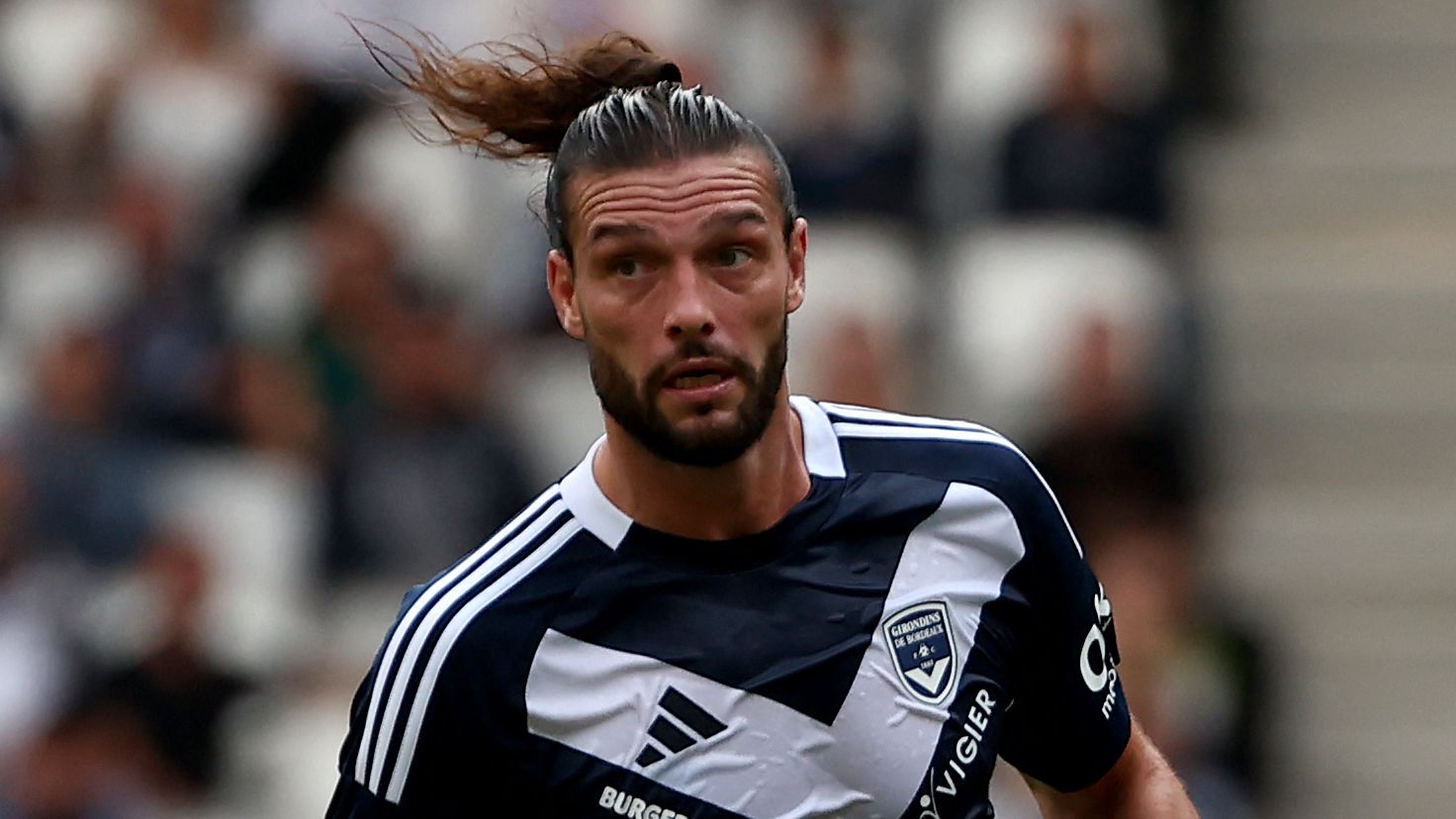 'My kids thought I was signing for Chelsea!' - Ex-Liverpool star Andy Carroll lift lid on shock transfer after sealing return to England