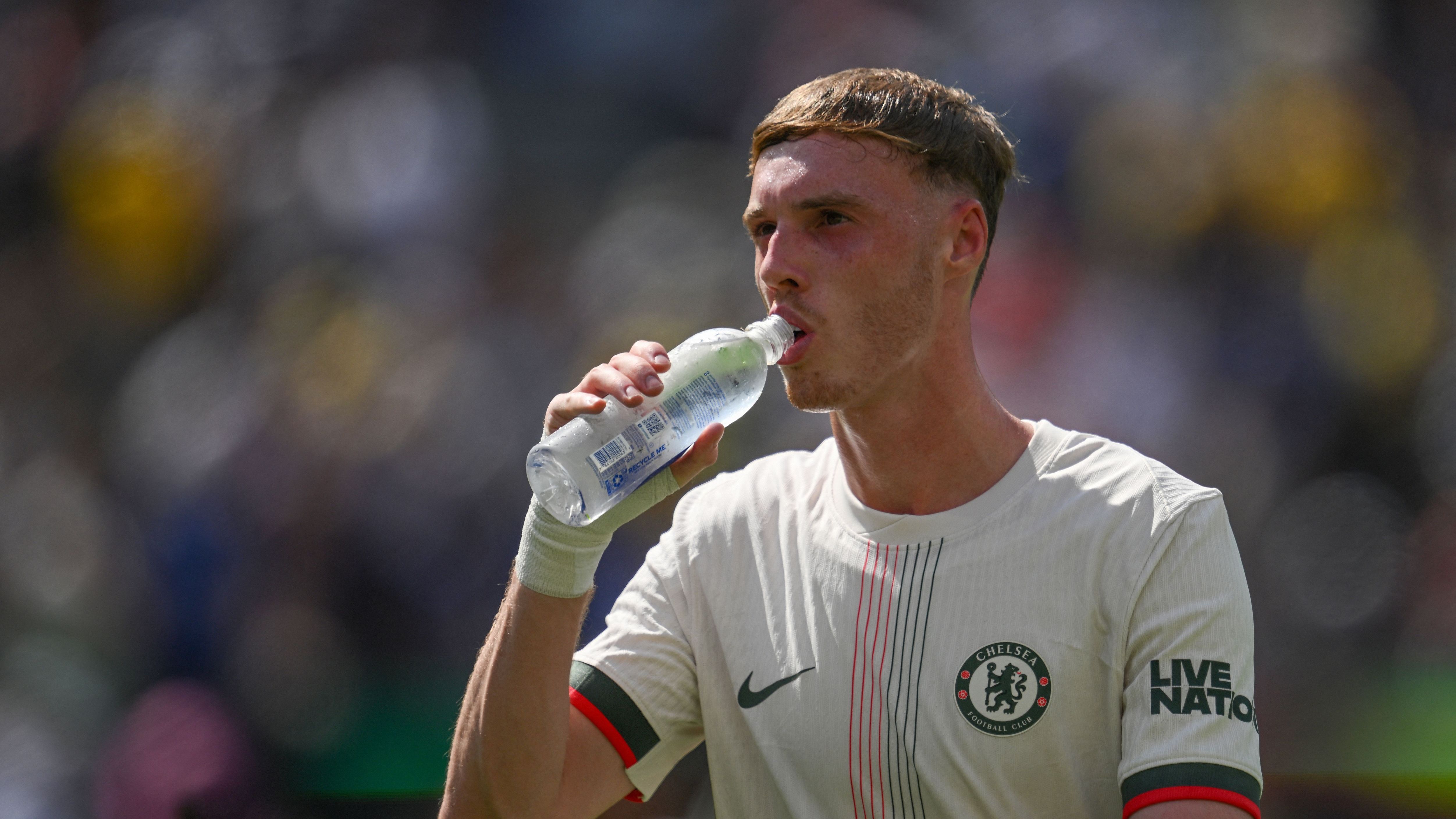 VIDEO: Cole Palmer spotted riding through Times Square on a scooter ahead of Chelsea's Club World Cup final with PSG