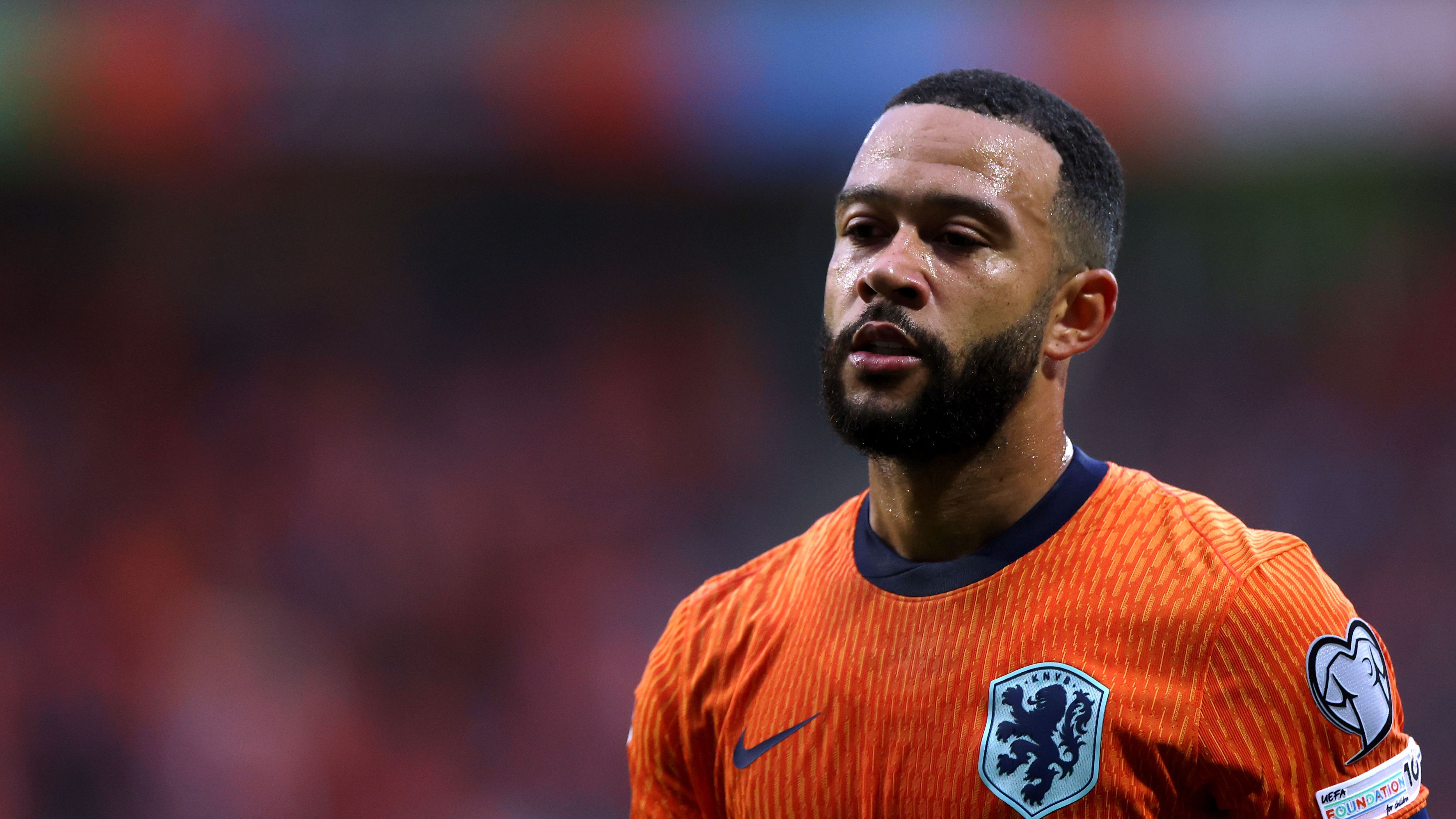 Memphis Depay in talks to join up with former Man Utd boss as Dutch attacker prepares for return to Europe after breakdown in Corinthians relationship