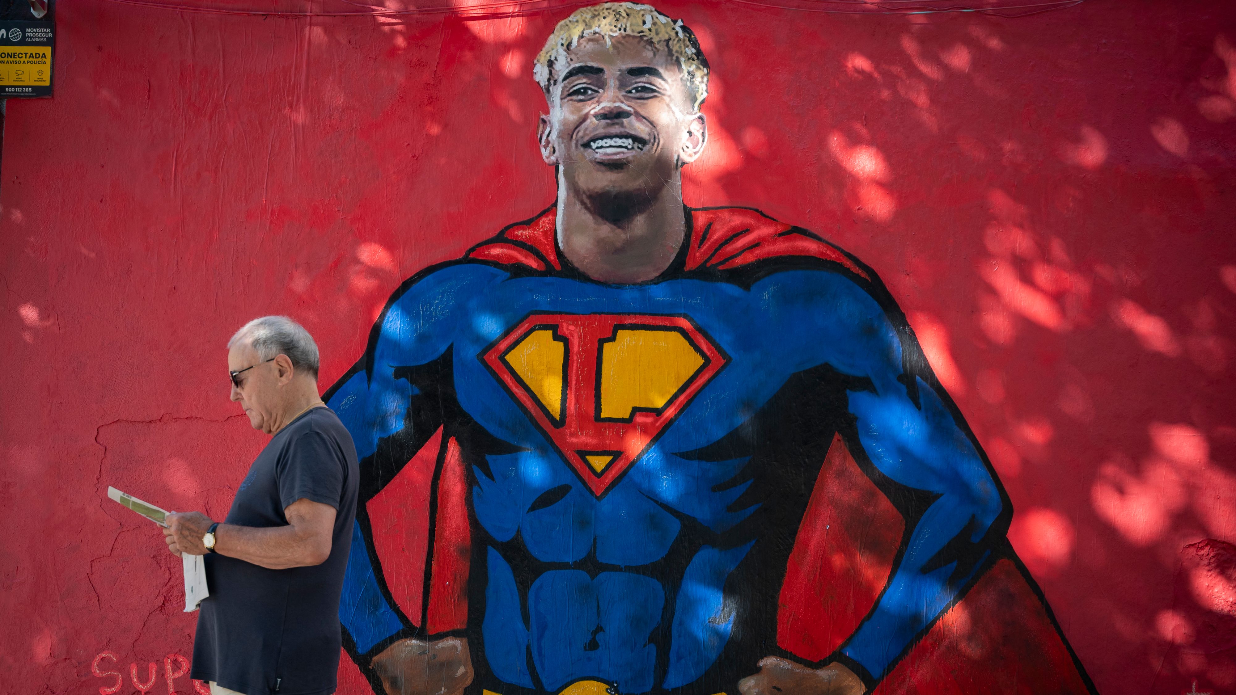 'I'm under no pressure' - Lamine Yamal says he's 'indifferent' to praise and criticism as Barcelona star names the two trophies he wants to win after inheriting Lionel Messi's No.10 shirt