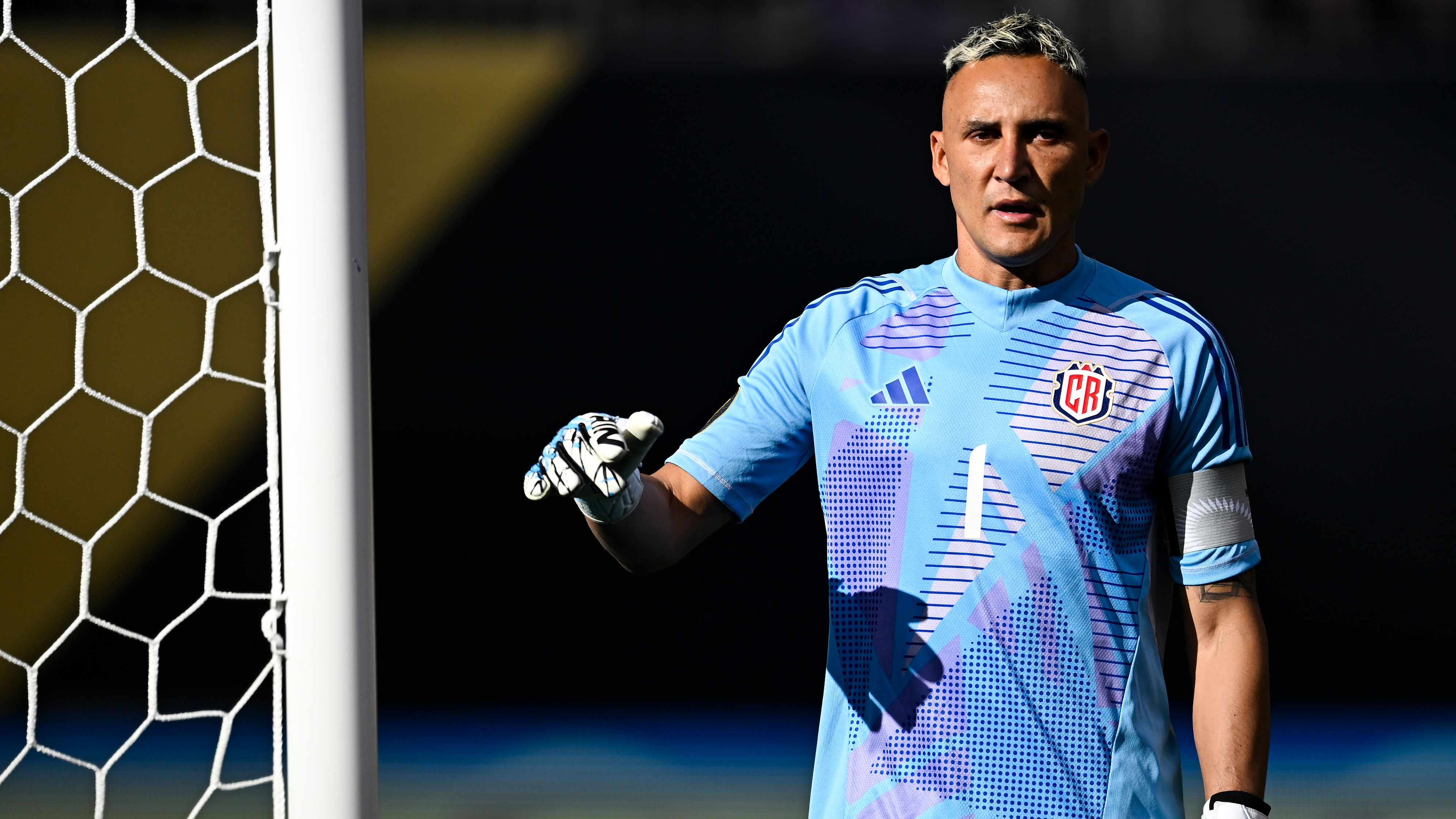 Former Real Madrid goalkeeper Keylor Navas' deal with Pumas reportedly falls through due to financial disagreements with Newell's Old Boys