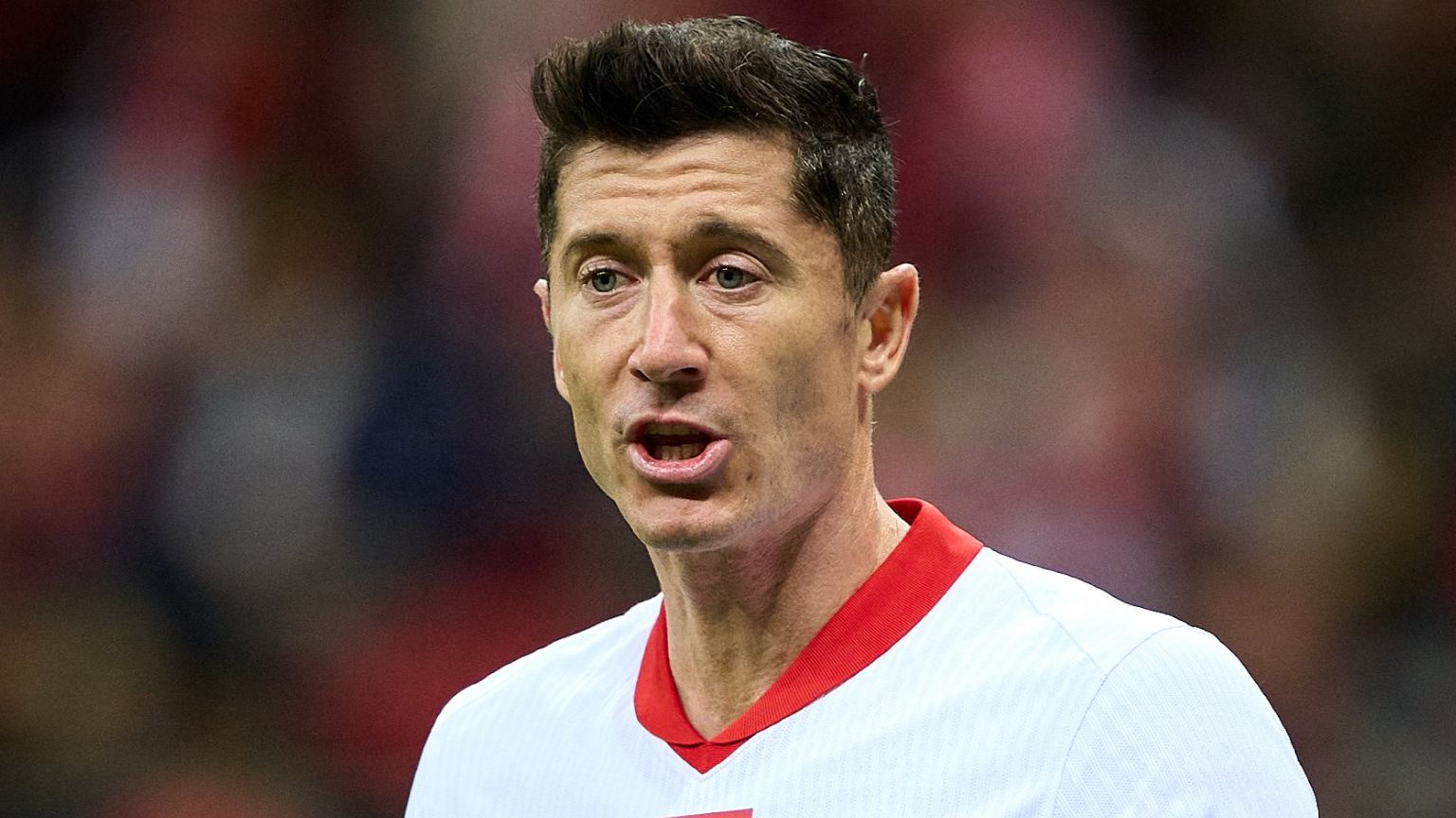 'I want him back!' - Robert Lewandowski offered Poland return as new coach admits it was 'a mistake' to strip Barcelona striker of captaincy