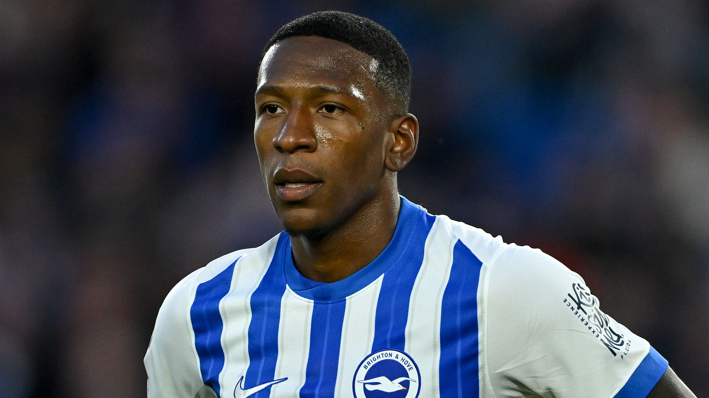 Man Utd to face more transfer disappointment?! Milan open talks with Brighton over Pervis Estupinan deal this summer despite Red Devils interest