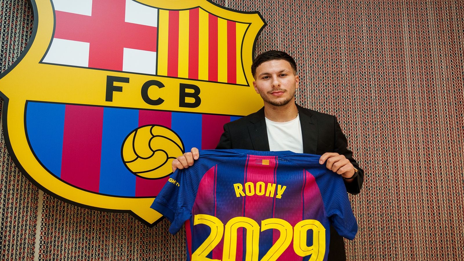 Barcelona look to reunite Roony Bardghji with 15-year-old brother Rayan from Copenhagen