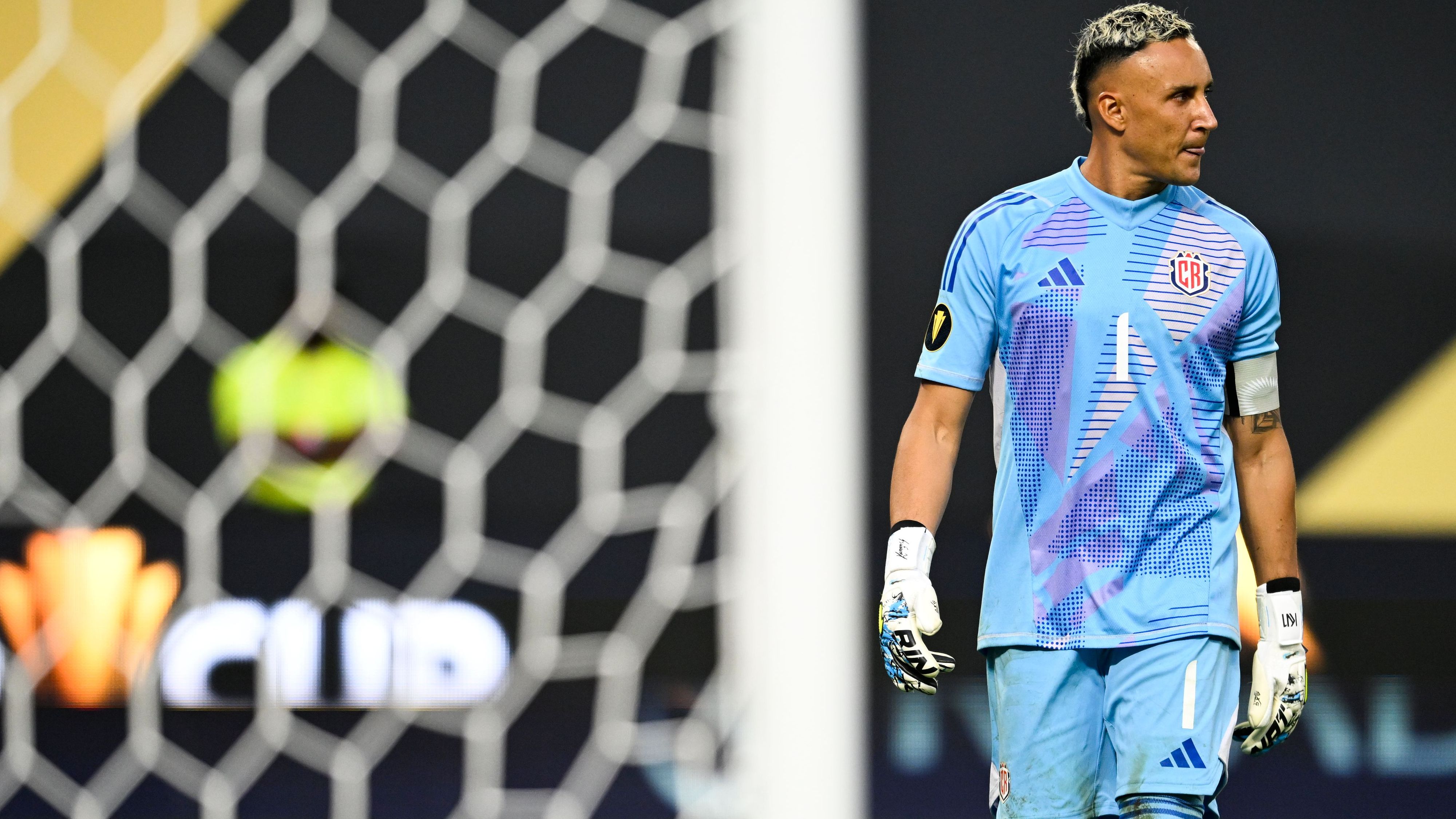 The saga is over: 38-year-old goalkeeper Keylor Navas reportedly agrees to leave Newell's, set to join Pumas in Liga MX