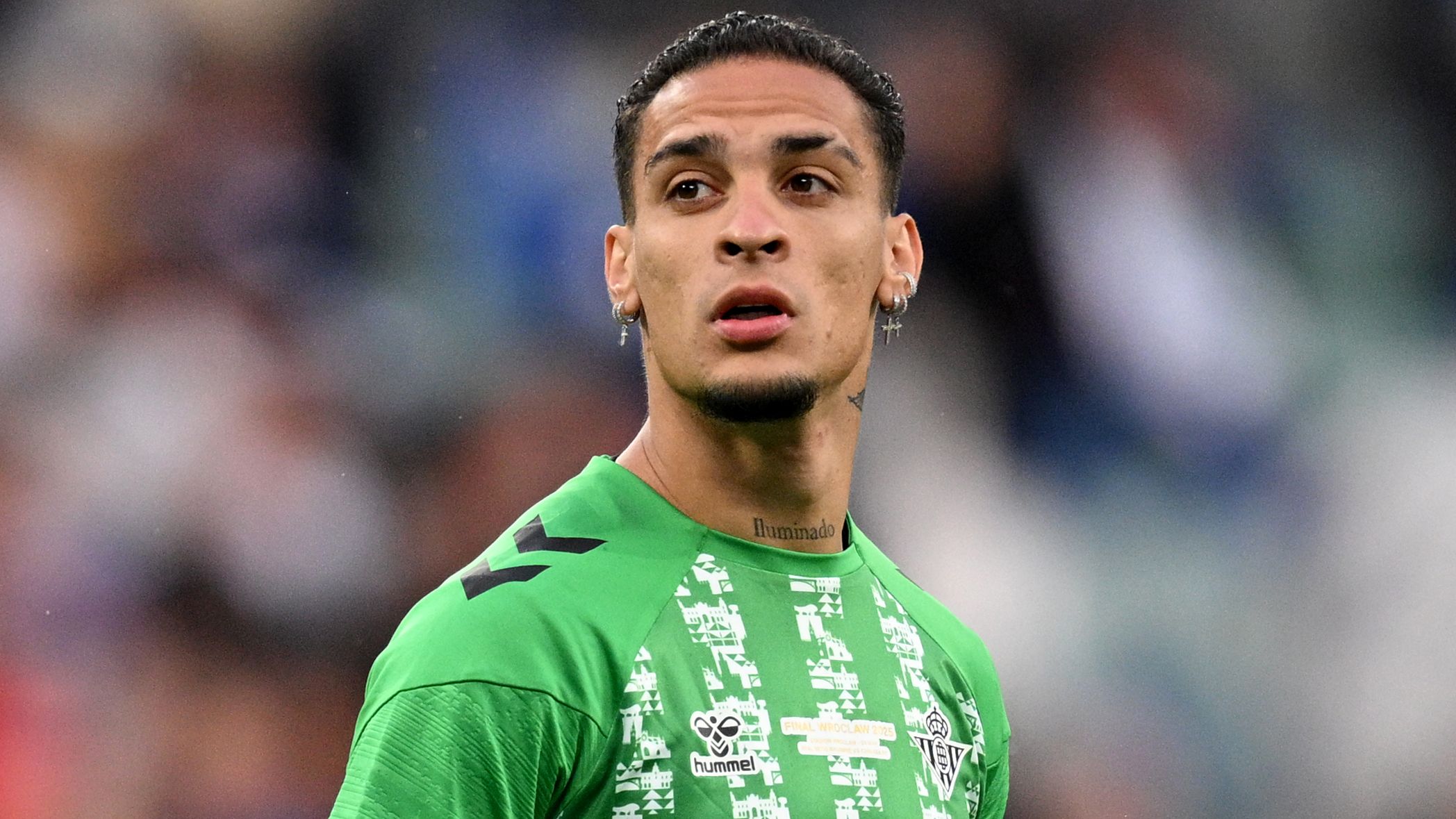 Real Betis threaten to WALK AWAY from Antony deal and pursue other targets unless compromise can be found with Man Utd