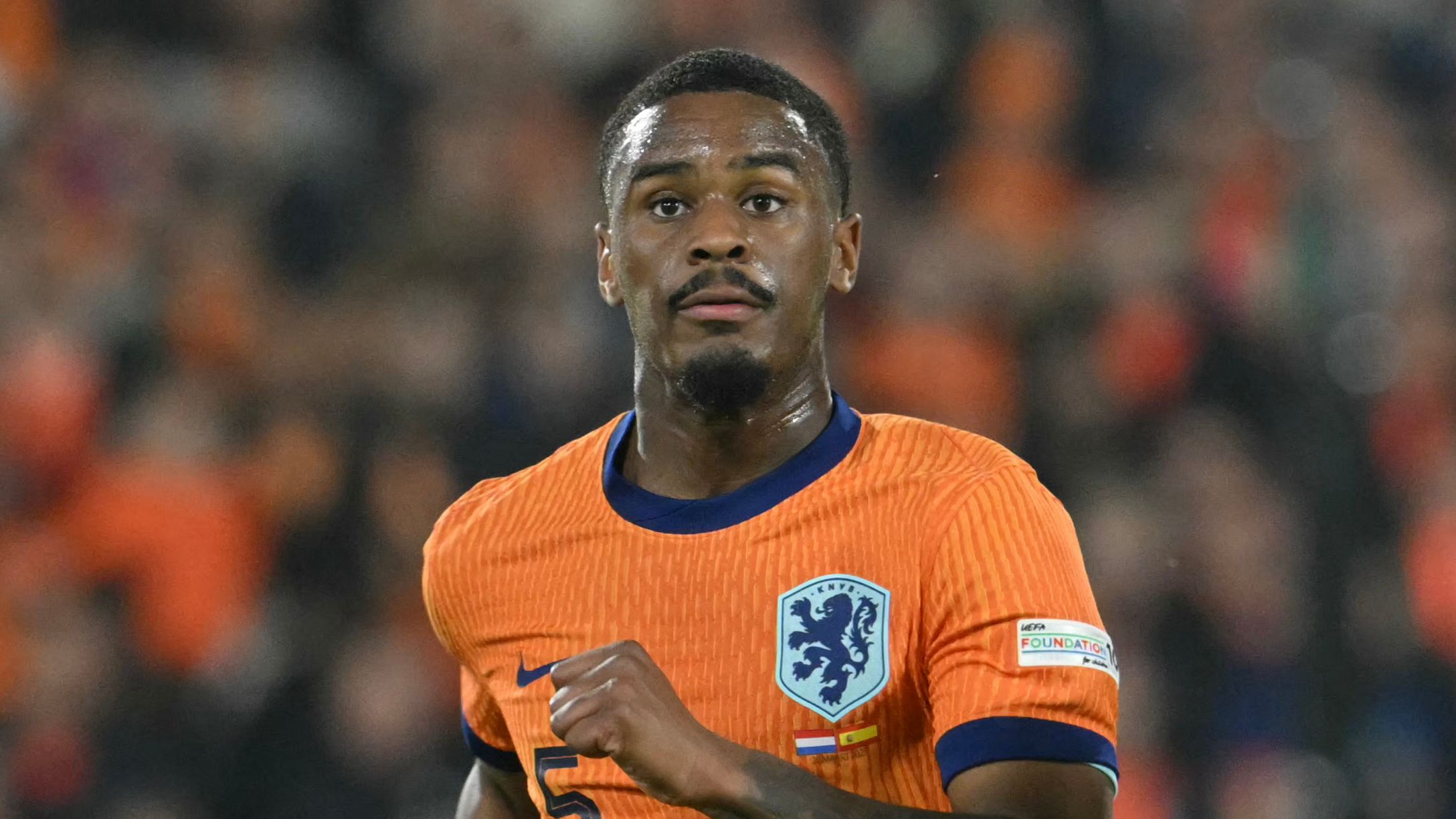 Shock for Chelsea as Ajax ramp up price for Jorrel Hato after transfer talks continue for wonderkid