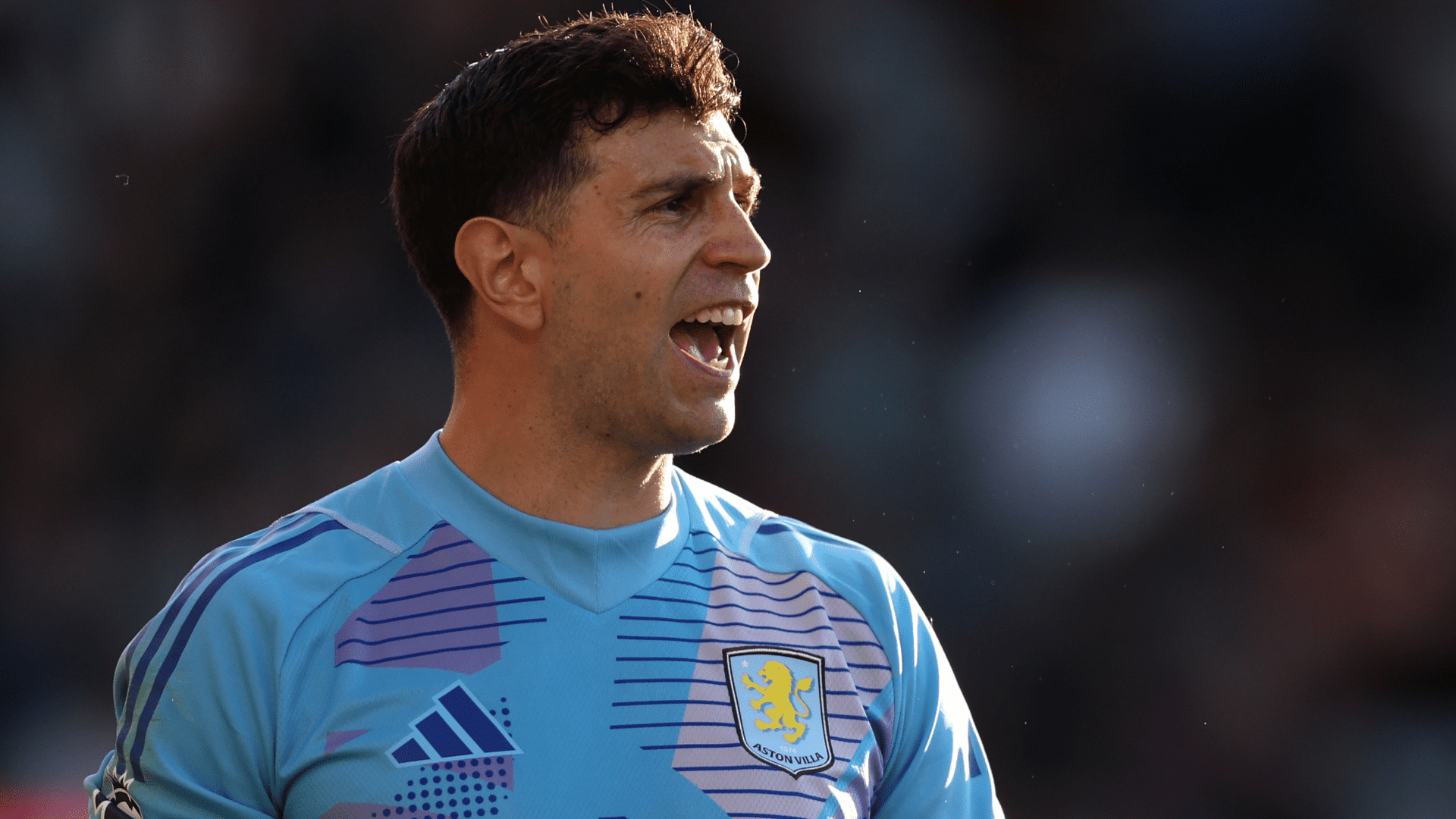 Man Utd suffer Emiliano Martinez blow as Argentina goalkeeper becomes 'tempted' by Saudi Arabia move after Old Trafford transfer standstill