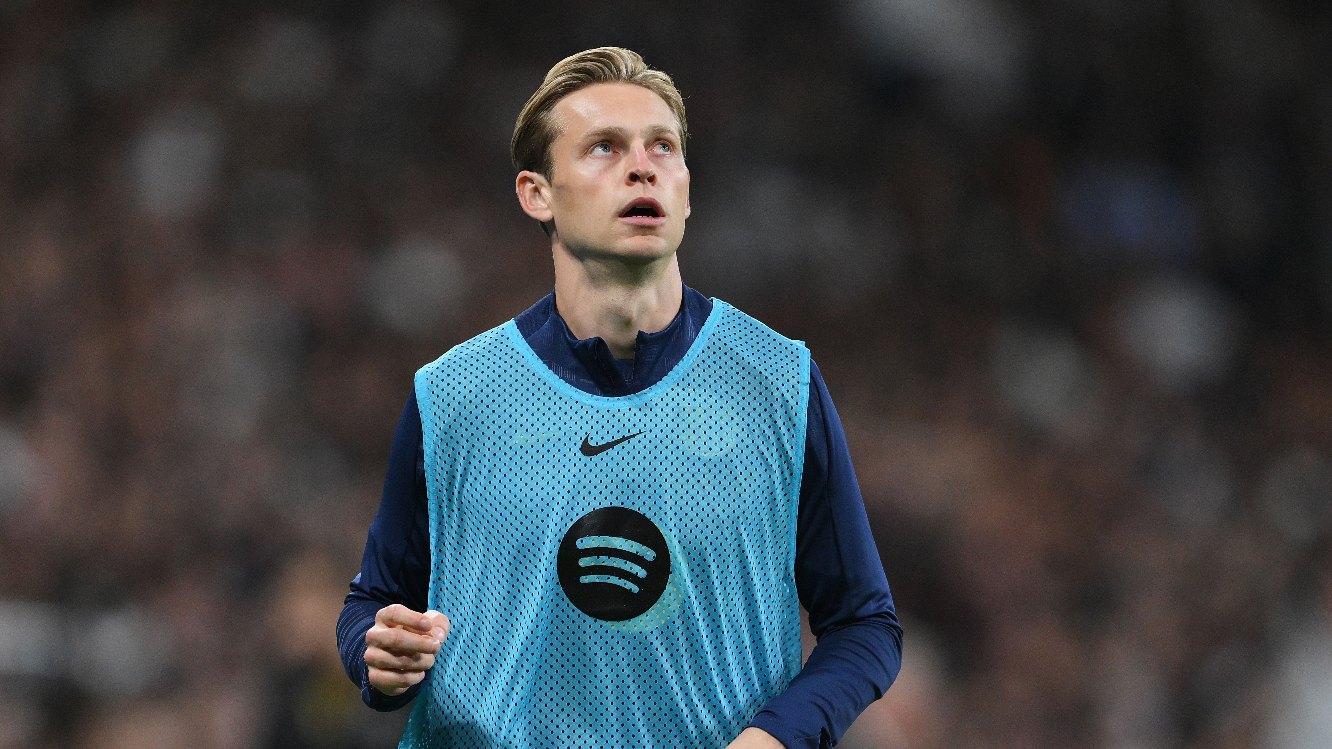 How long is Frenkie de Jong's new contract? Details of Barcelona offer revealed but agent fiasco still holding up Dutch midfielder's renewal