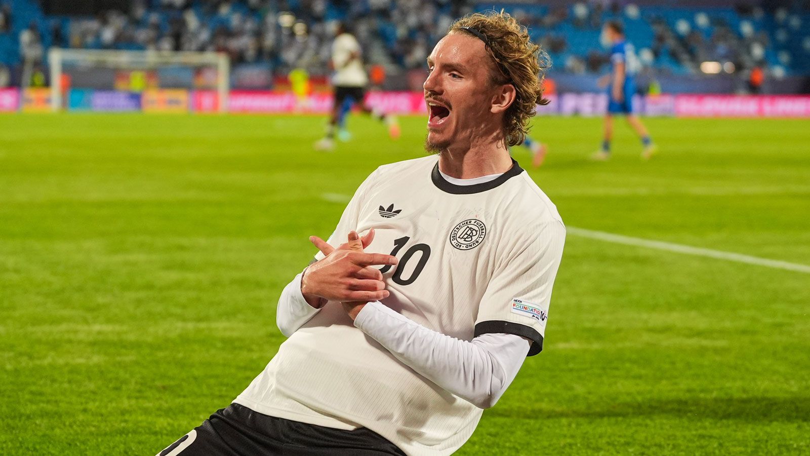 Nick Woltemade to the Premier League? Man Utd and Newcastle may pounce on Bayern Munich's top target amid battle for Benjamin Sesko