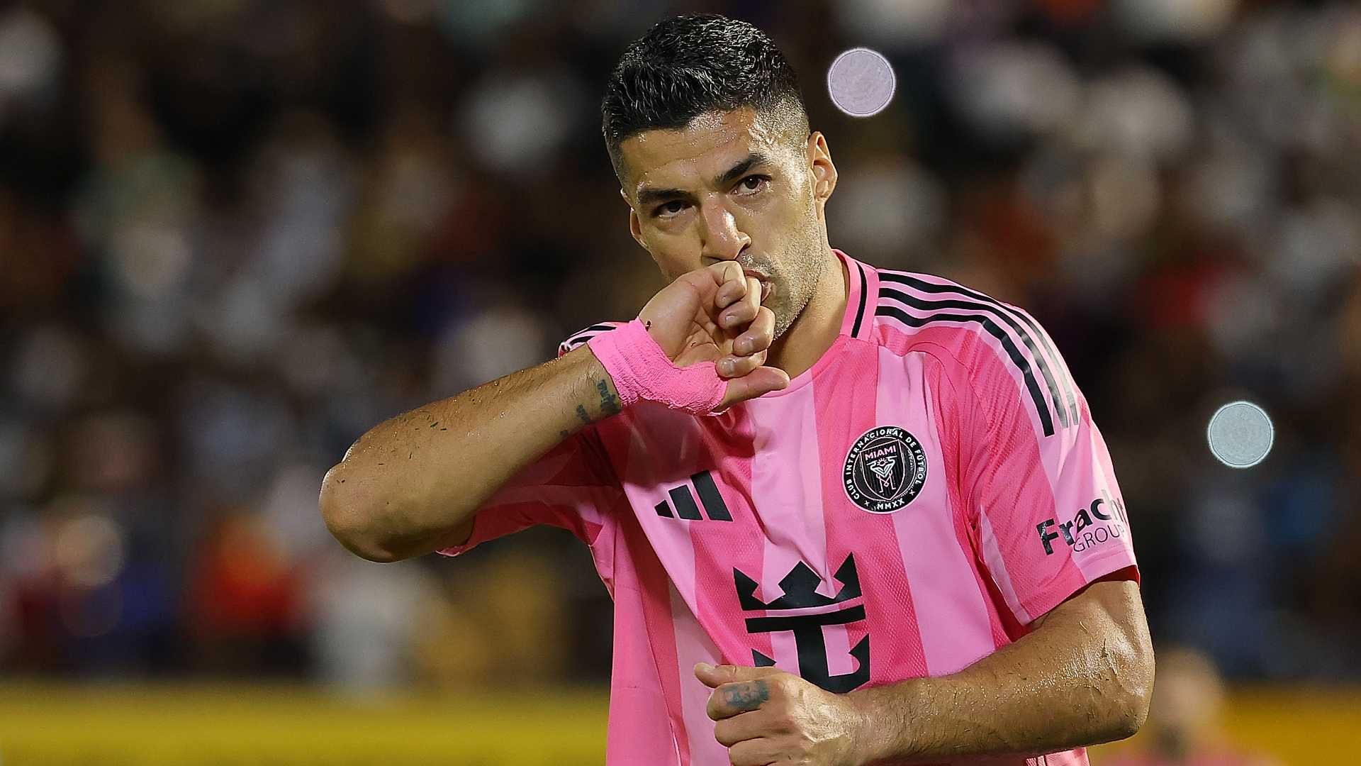 Lionel Messi leaves Leagues Cup match with Necaxa after just 11 minutes as Inter Miami star suffers apparent injury