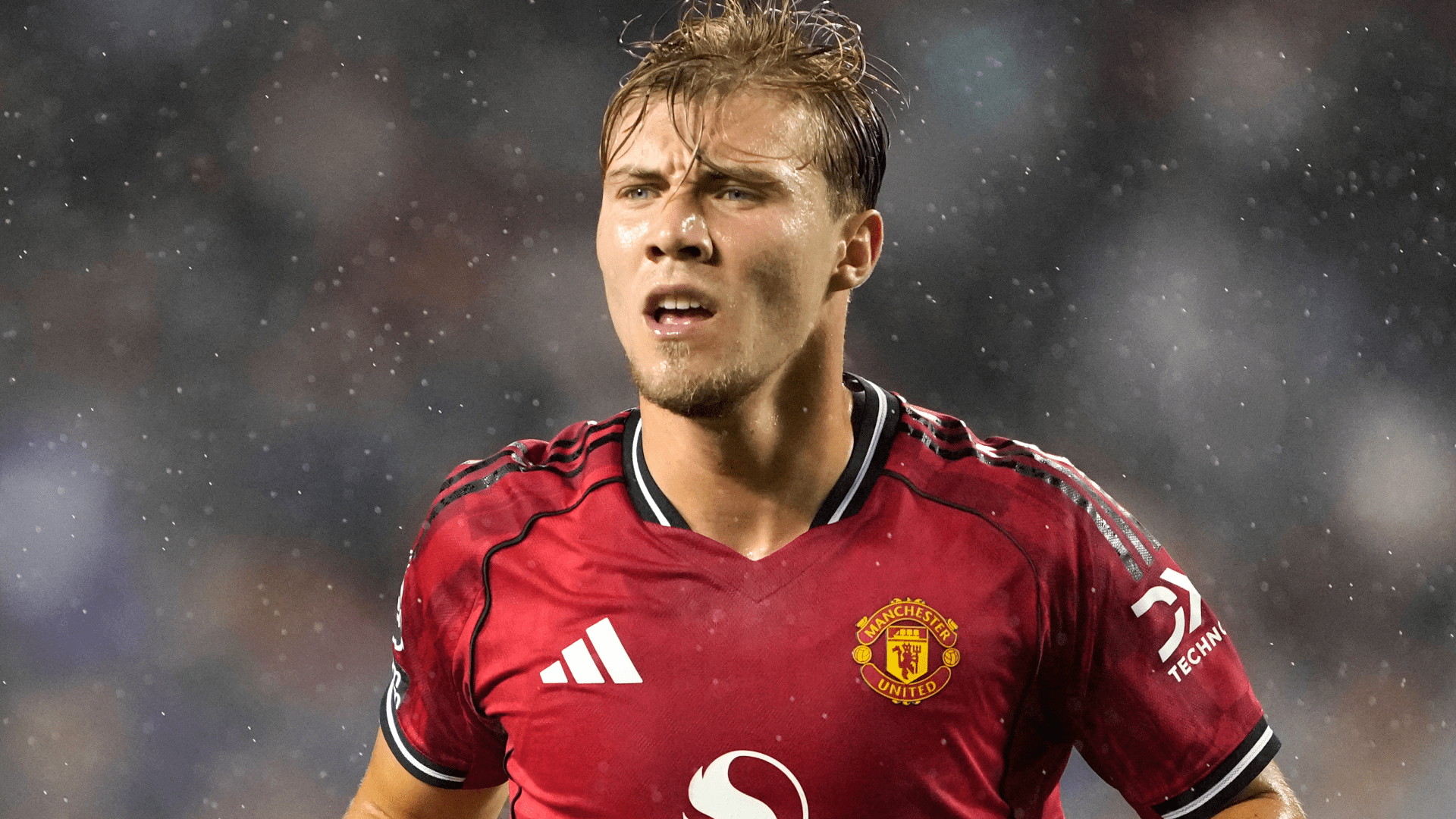 Man Utd prepared to take huge £42m loss in Rasmus Hojlund transfer as Red Devils set low asking price for misfiring striker
