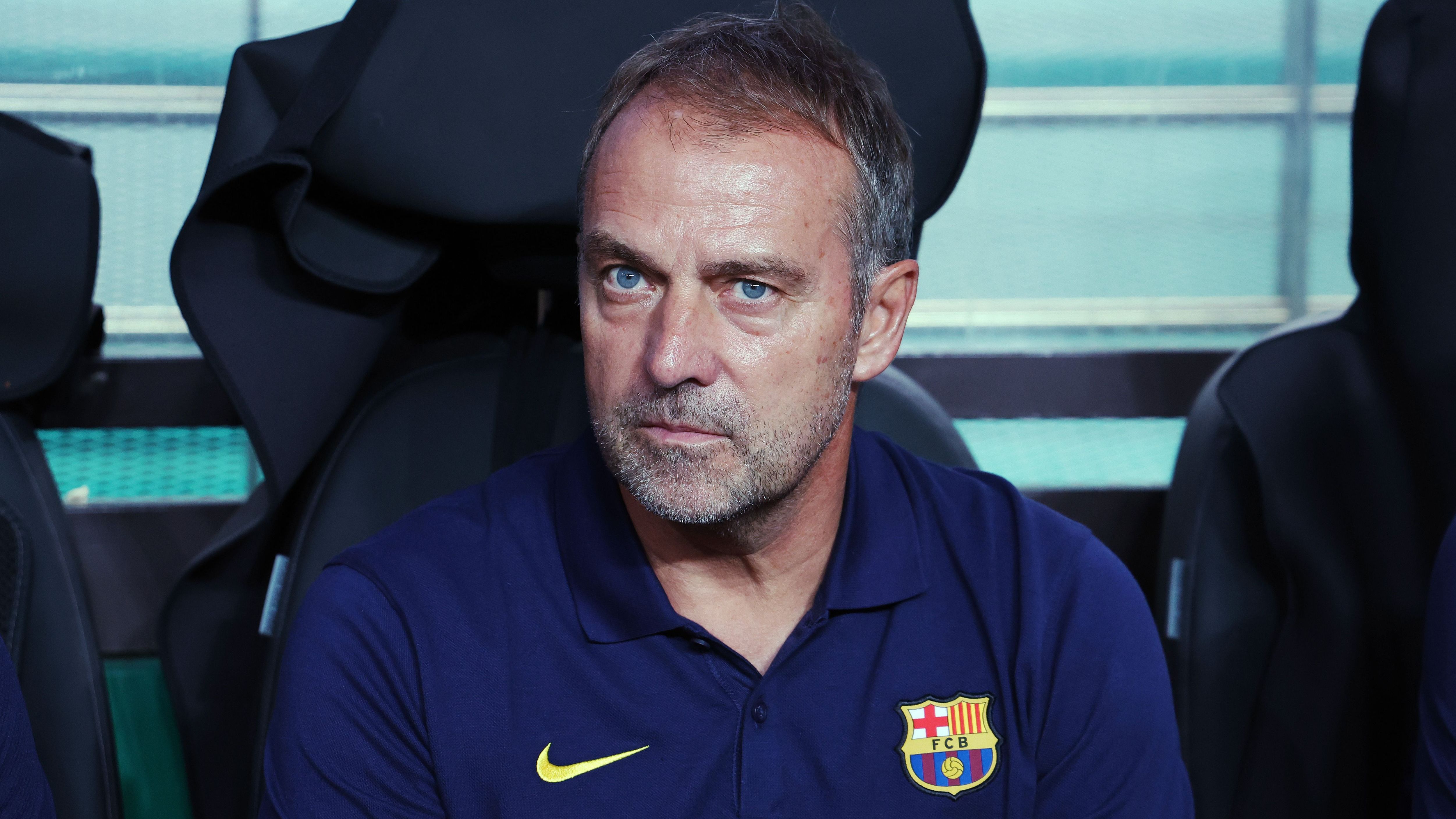 Man Utd see door slammed shut on €70m pursuit of Barcelona star as Hansi Flick blocks transfer