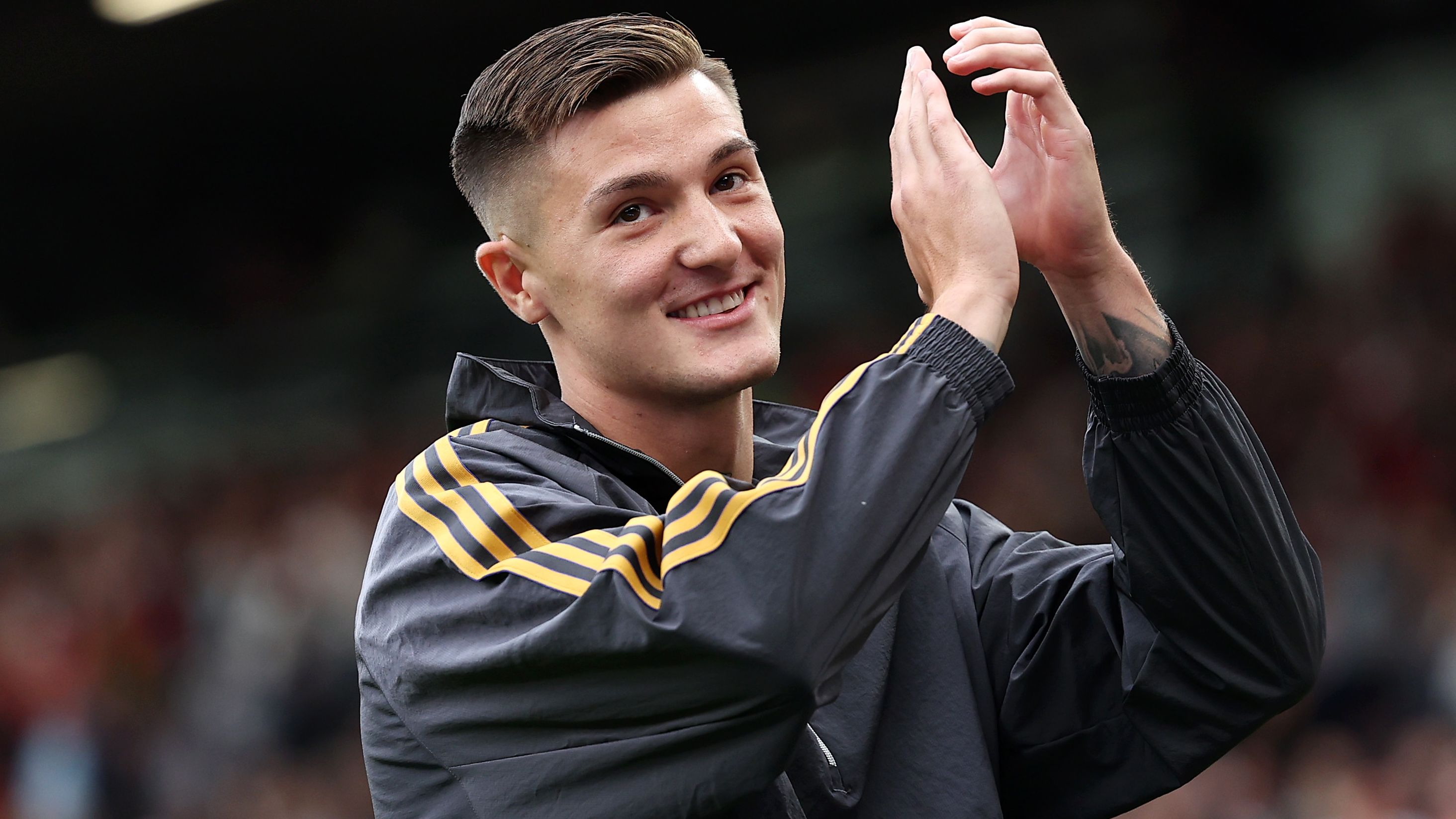 Benjamin Sesko's Man Utd shirt number confirmed as fellow new signing forced to hand over jersey to £74m striker