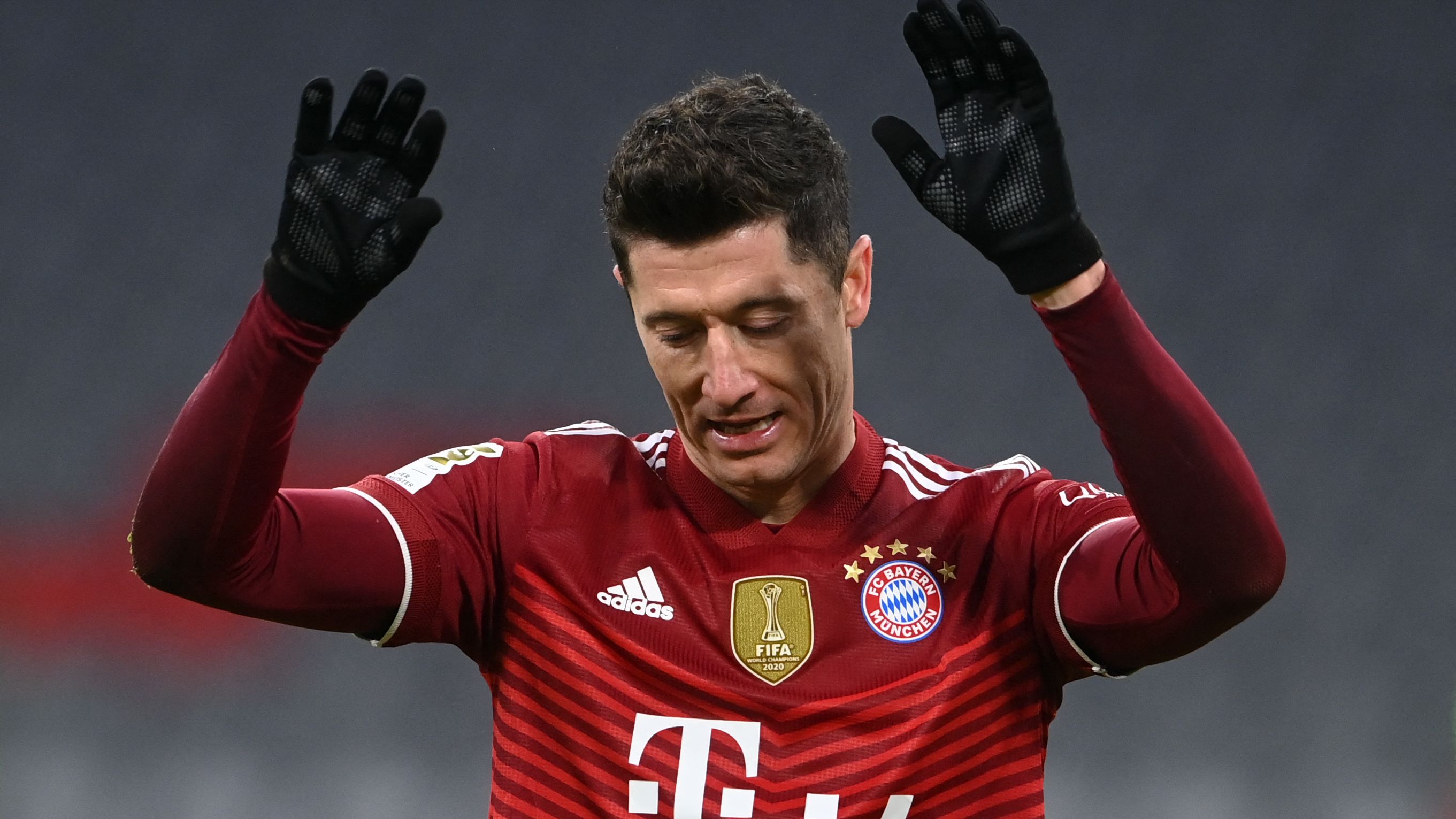 'I don't know why' - Robert Lewandowski admits he's still haunted by Covid-enforced Ballon d'Or cancellation & defeat to Lionel Messi in 2021