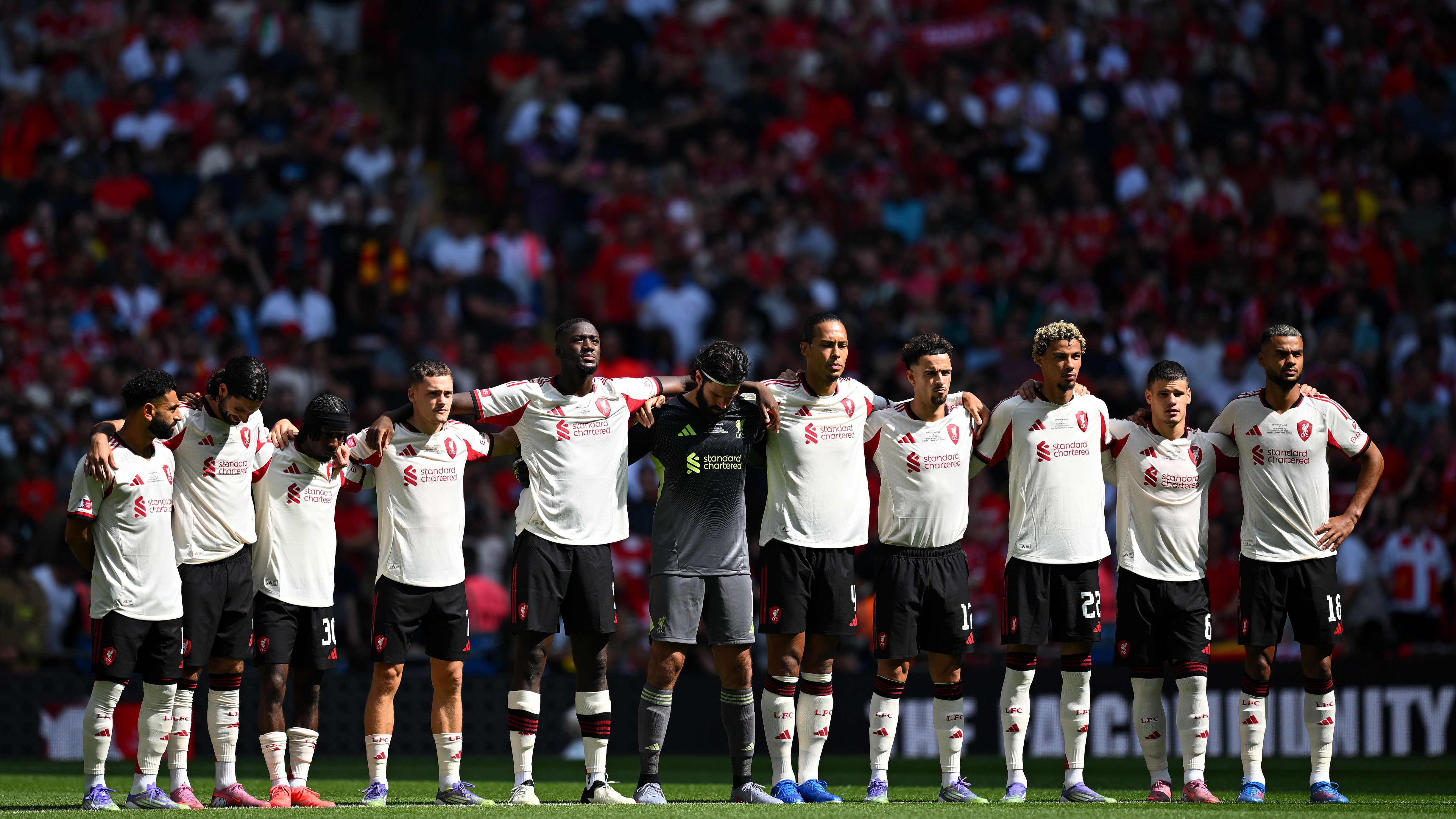 Arne Slot speaks out after minute's silence for Diogo Jota and Andre Silva cut short due to boos from crowd before Liverpool's clash with Crystal Palace