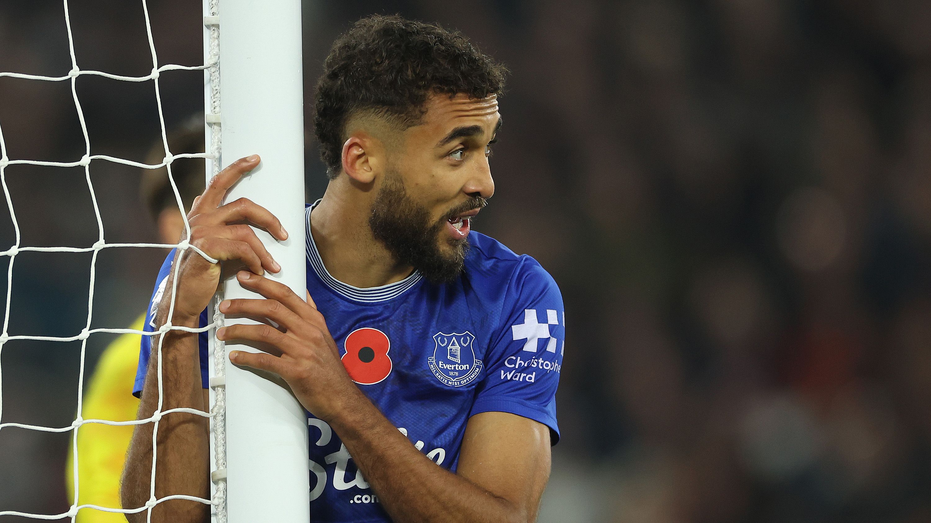 Dominic Calvert-Lewin to negotiate Man Utd move himself after sacking agent with ex-Everton striker still available on free transfer