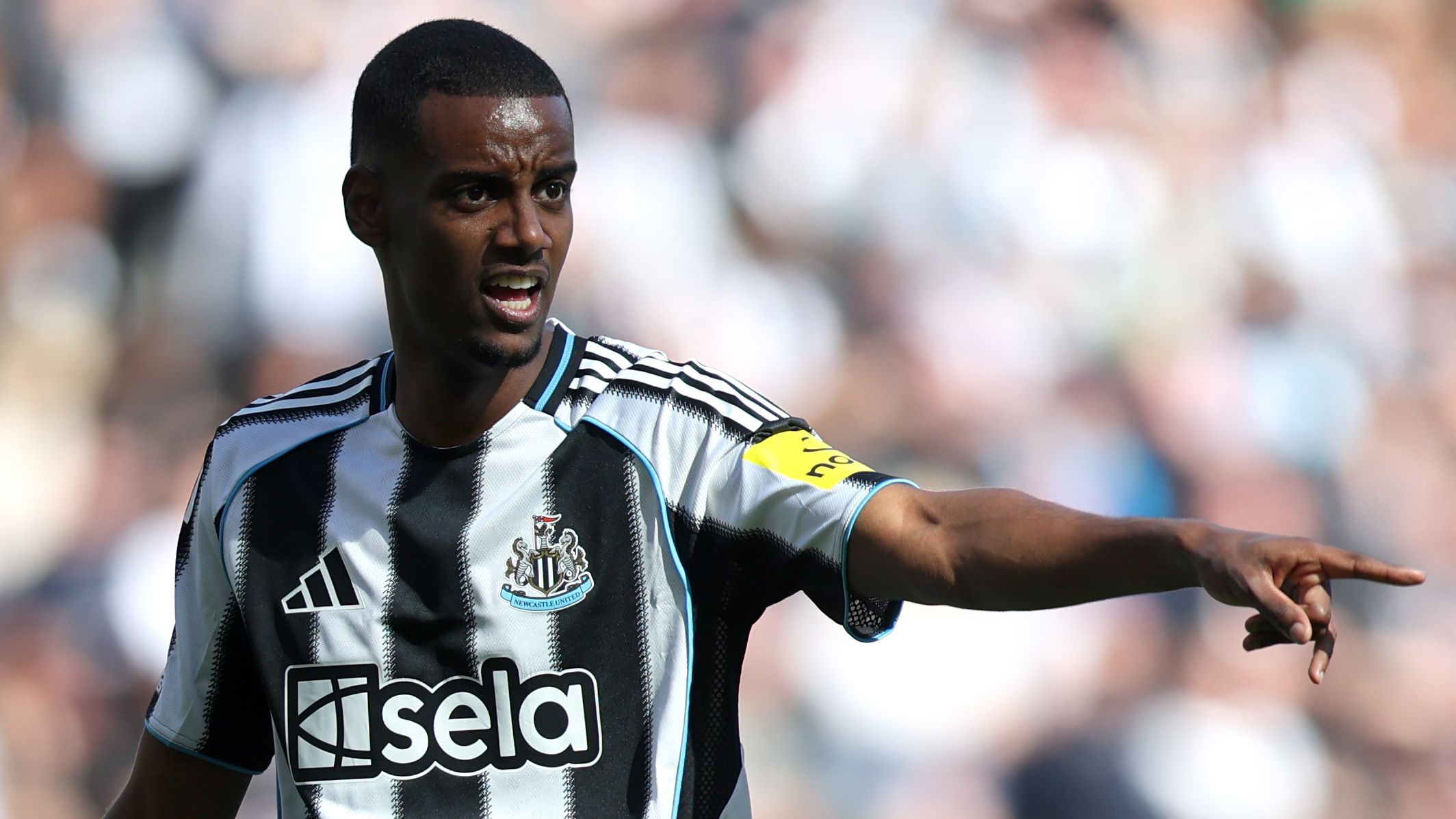 'I want players who really want to play for this club' - Eddie Howe suggests Alexander Isak WILL be allowed to leave amid Liverpool transfer saga