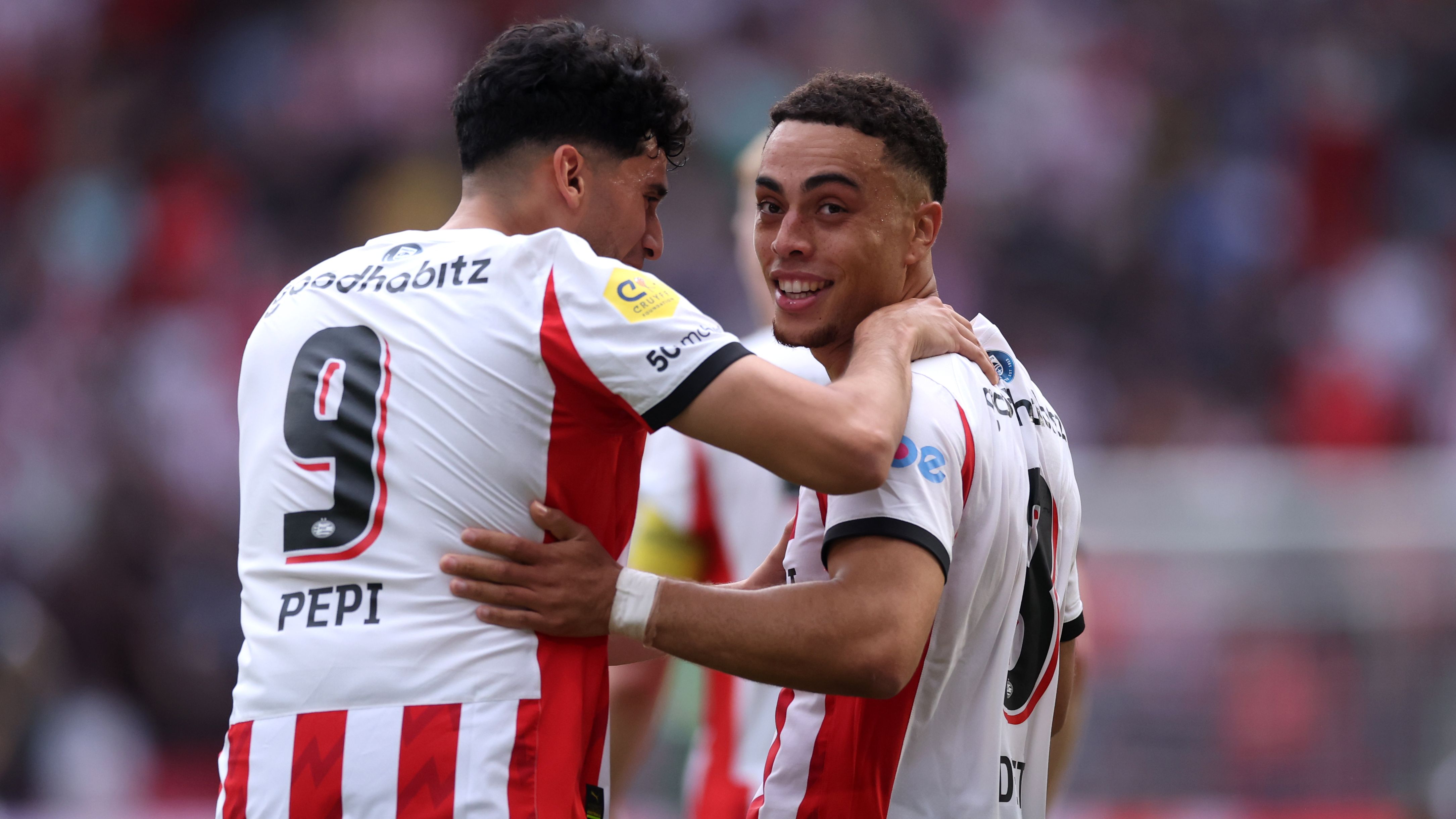 Americans Abroad: Chris Richards and Crystal Palace kick off another trophy quest, USMNT stars kickstart Championship season