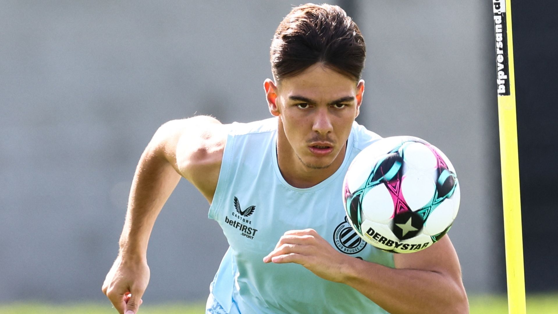 Ardon Jashari vows to 'take AC Milan back where they deserves to be' and cites Andrea Pirlo and Roberto Baggio as inspiration after completing 'dream' transfer