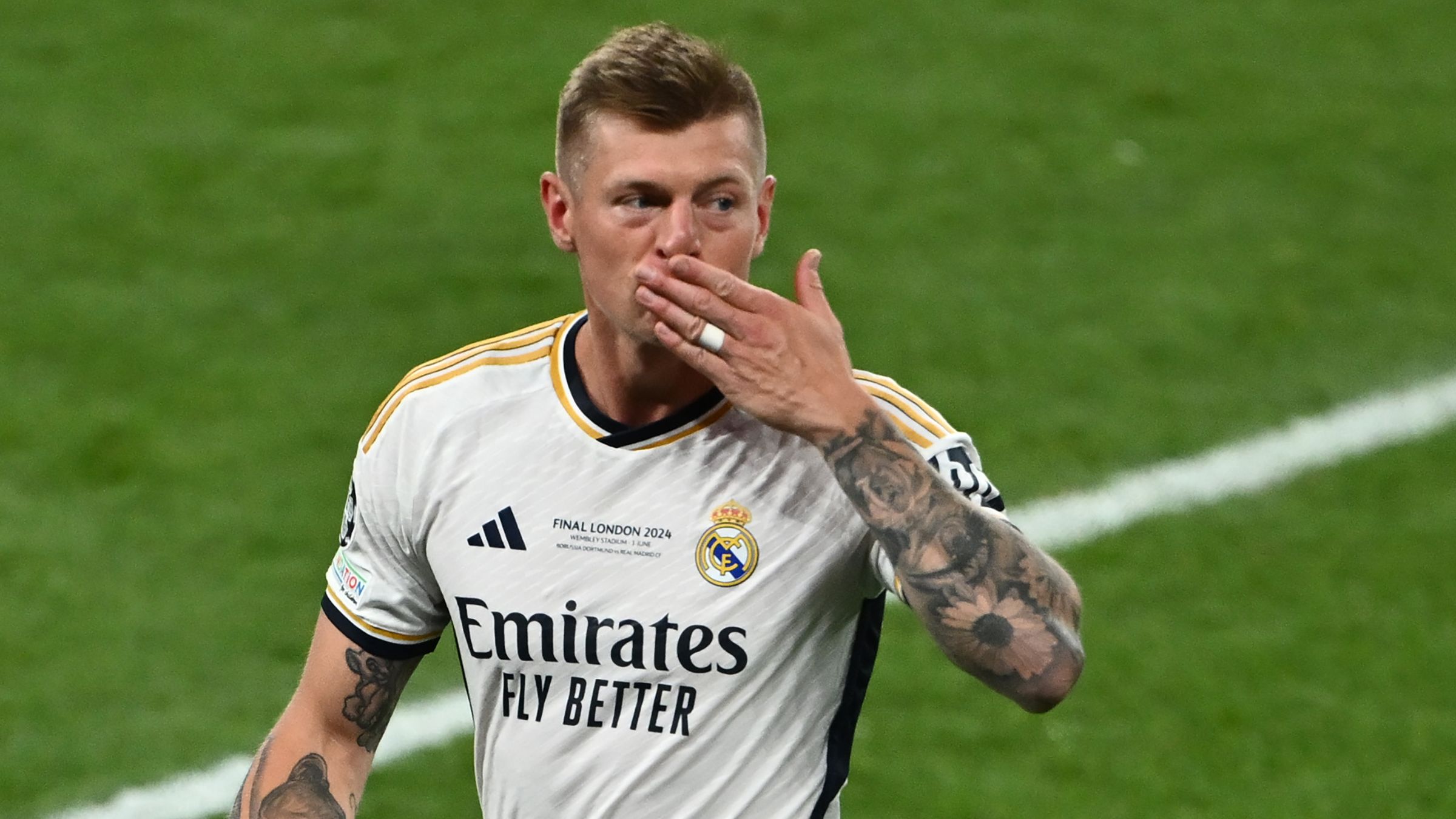 'Total midfielder' - Real Madrid told they should have signed 'fantastic' Aston Villa star as Toni Kroos replacement