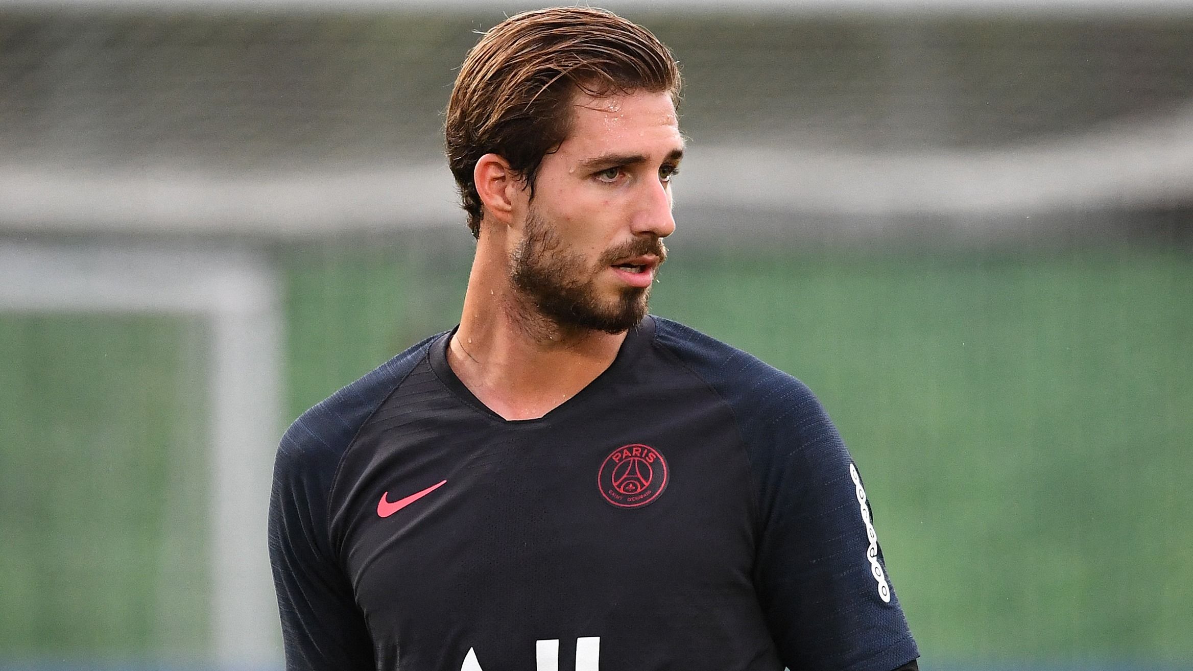Ex-PSG goalkeeper heading back to French capital to join rivals Paris FC on return to Ligue 1