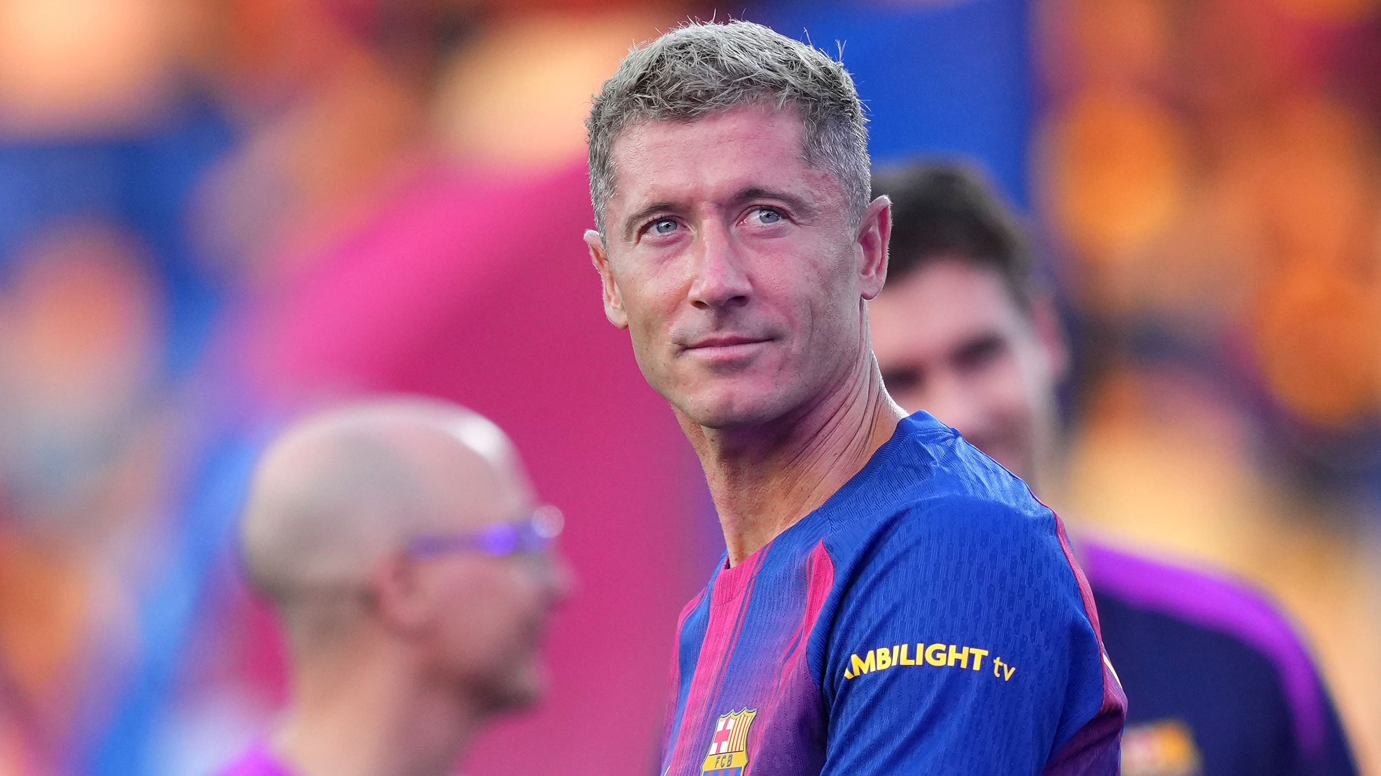 Robert Lewandowski rejected insane offer worth €100m per year for Barcelona stay, says agent