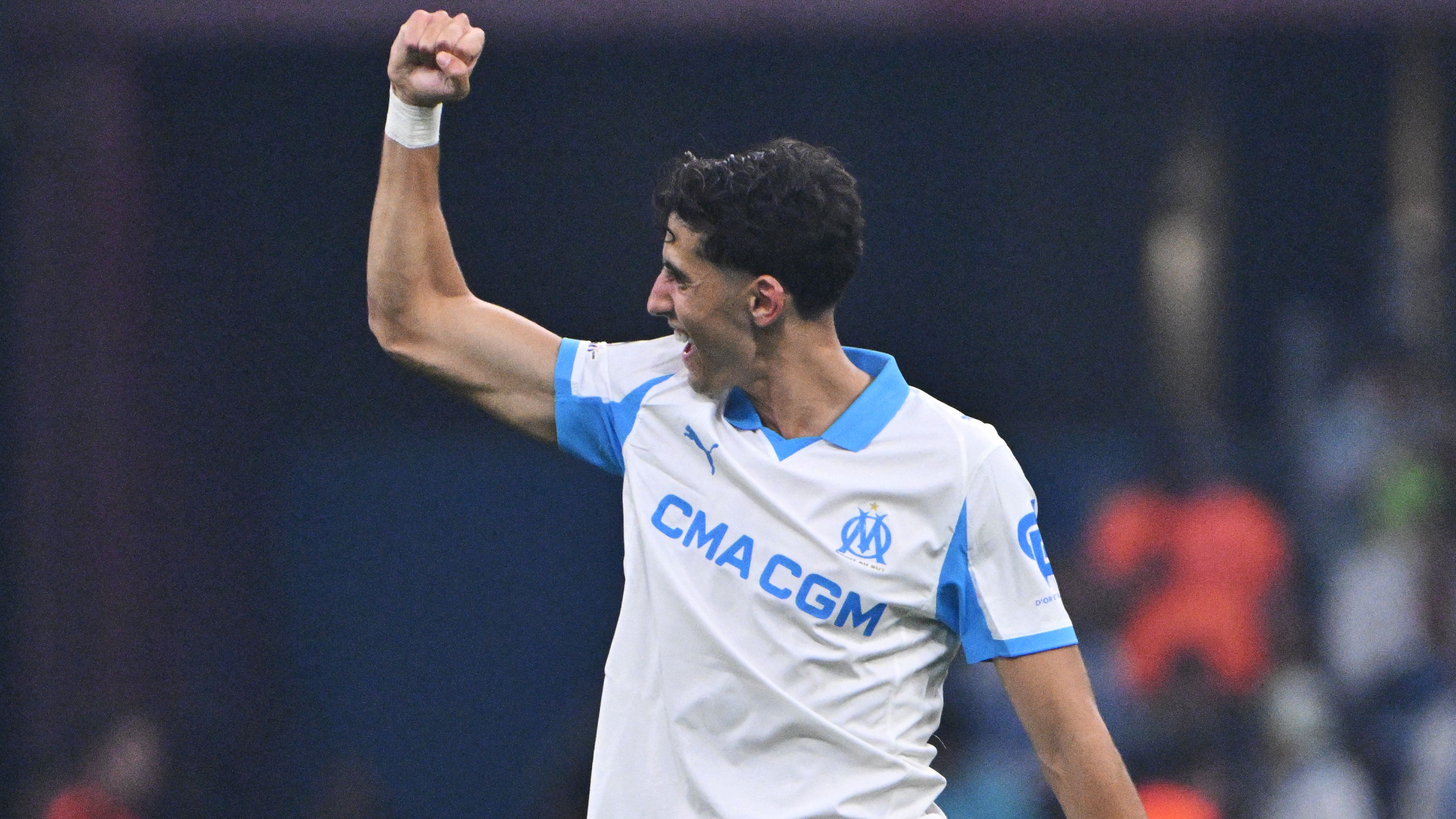 'I was assaulted' - Ex-Premier League star sends message after being attacked at airport before international duty