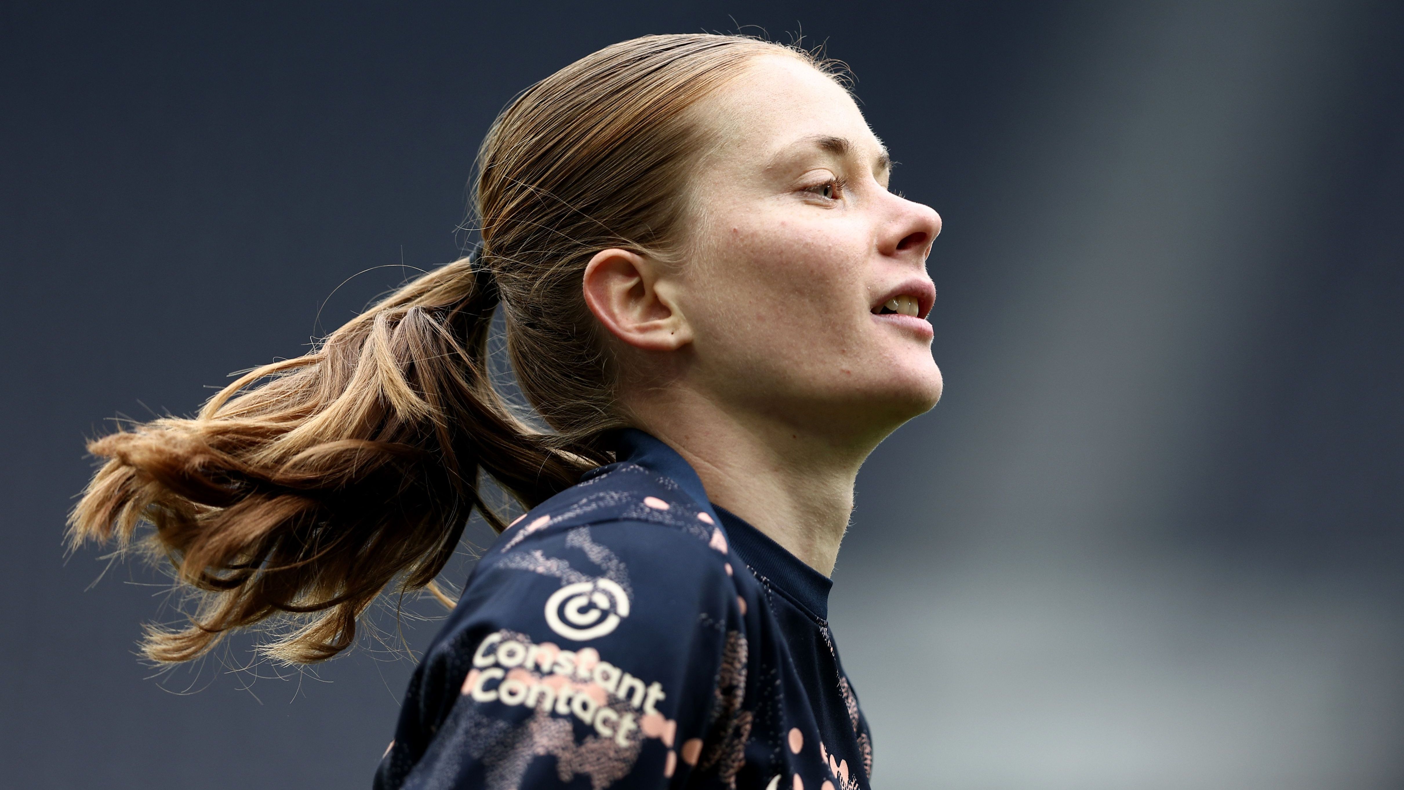 Sjoeke Nusken stays! Chelsea star ends uncertainty surrounding future by signing contract extension with the Blues