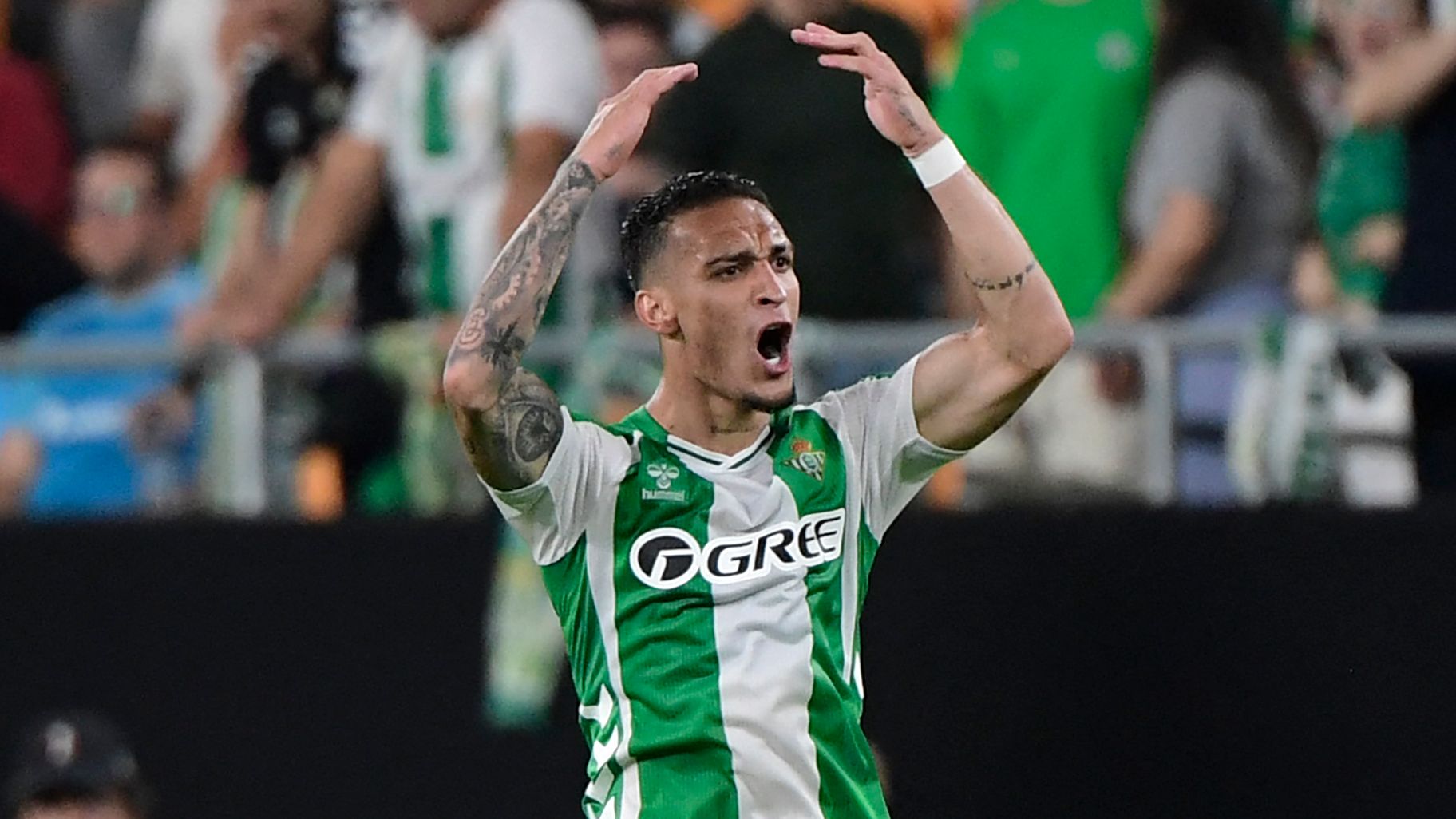 'I lost my son's first steps' - Antony lifts lid on pain of Man Utd spell after sealing summer exit