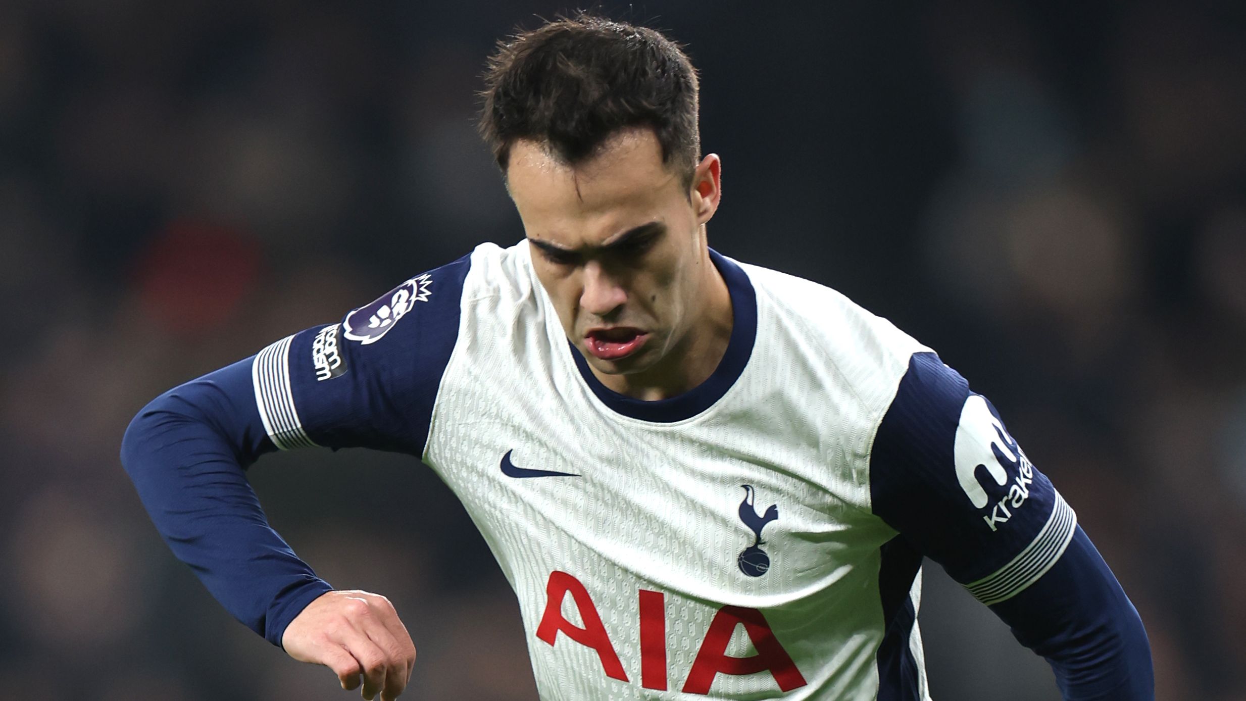 Ex-Tottenham and Man Utd defender to link-up with Lionel Messi? Former Premier League star in shock talks to join Inter Miami as free agent