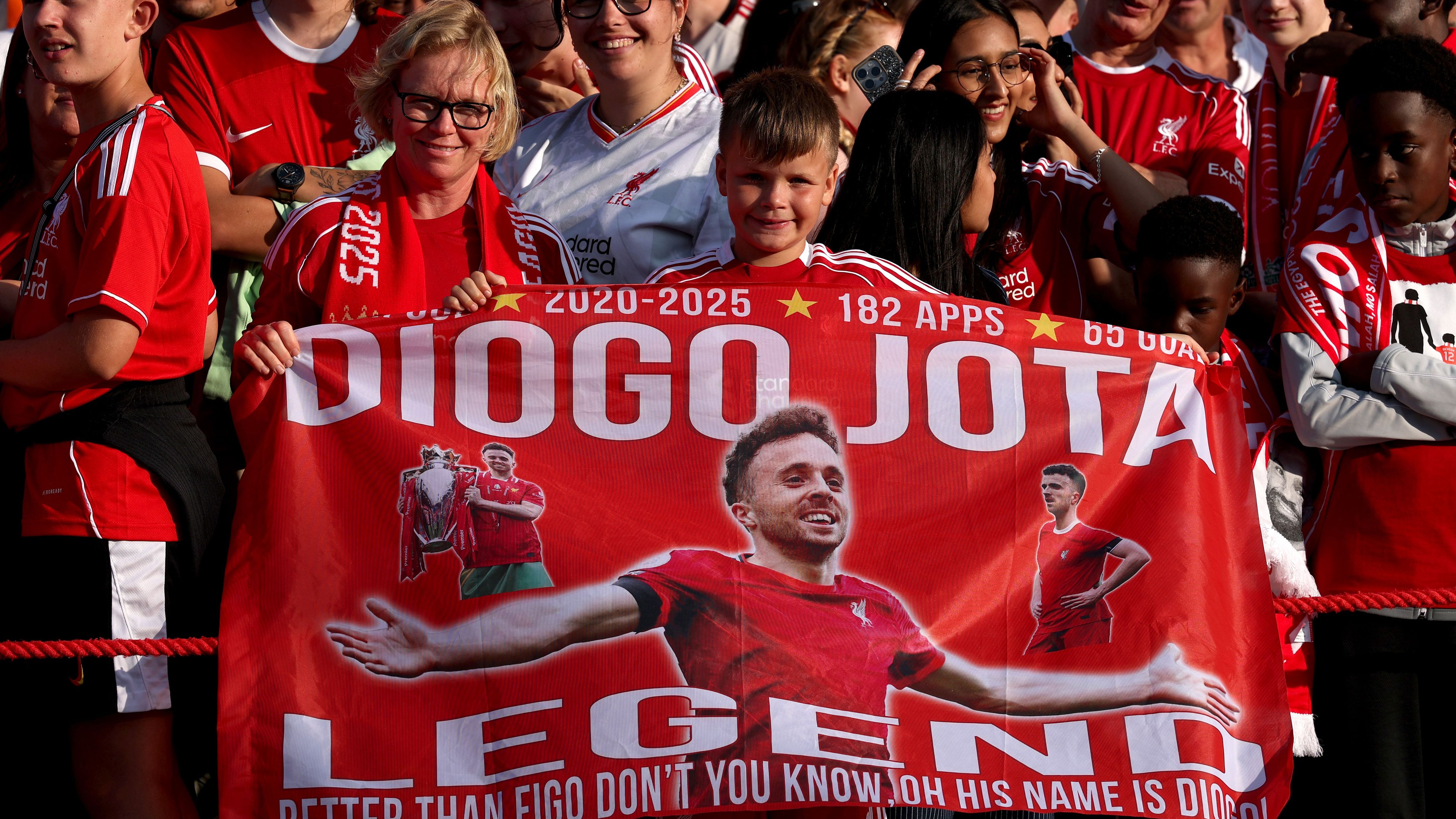 'I went through the same' - Chelsea boss Enzo Maresca shows solidarity with Liverpool following Diogo Jota tragedy and opens up on personal anguish after death of team-mate 18 years ago