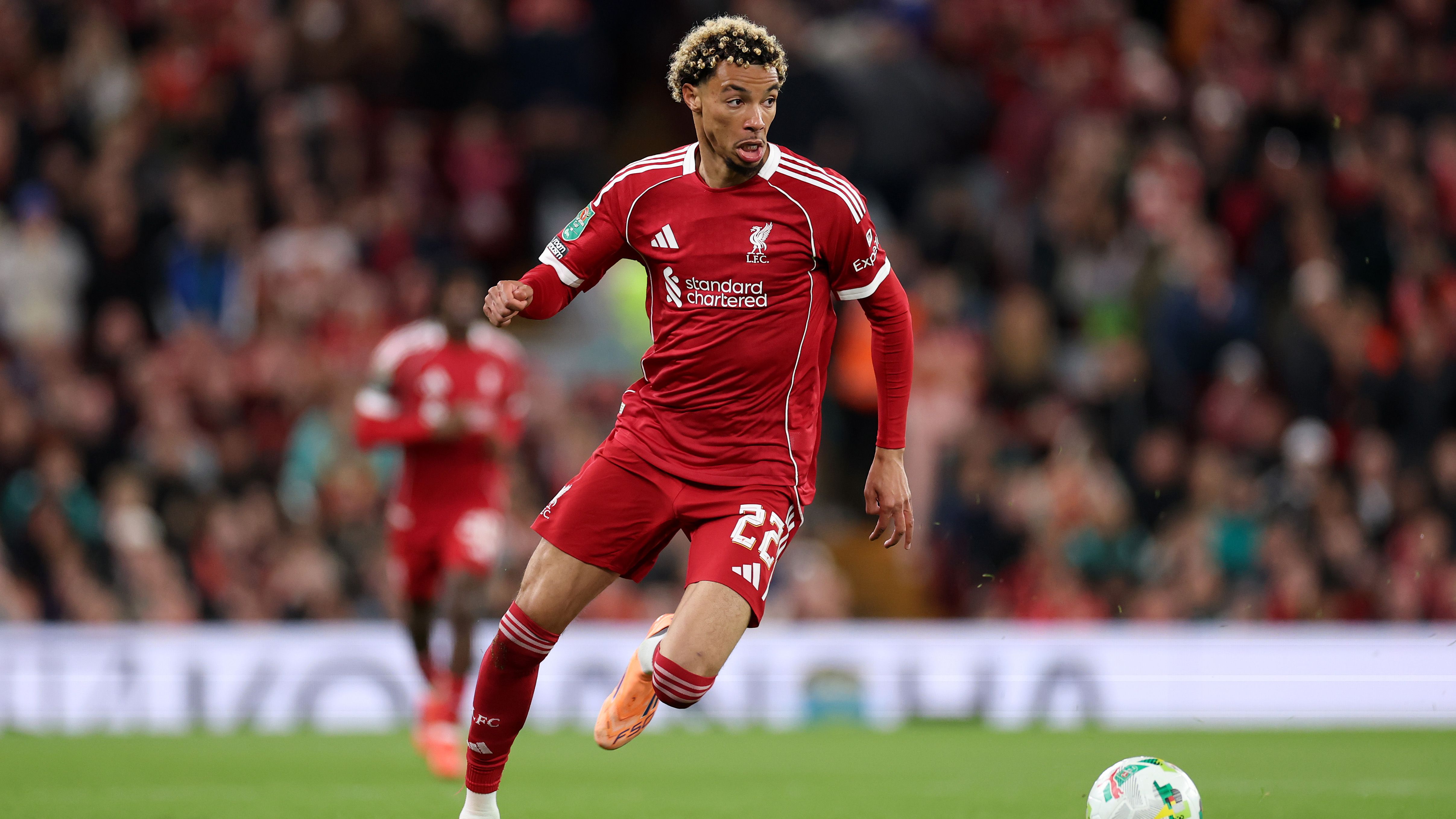 'Arne Slot was different class' - Liverpool coach praised for 'perfect' handling of Hugo Ekitike red card blunder as 'terrific' striker told he shouldn't worry about Alexander Isak