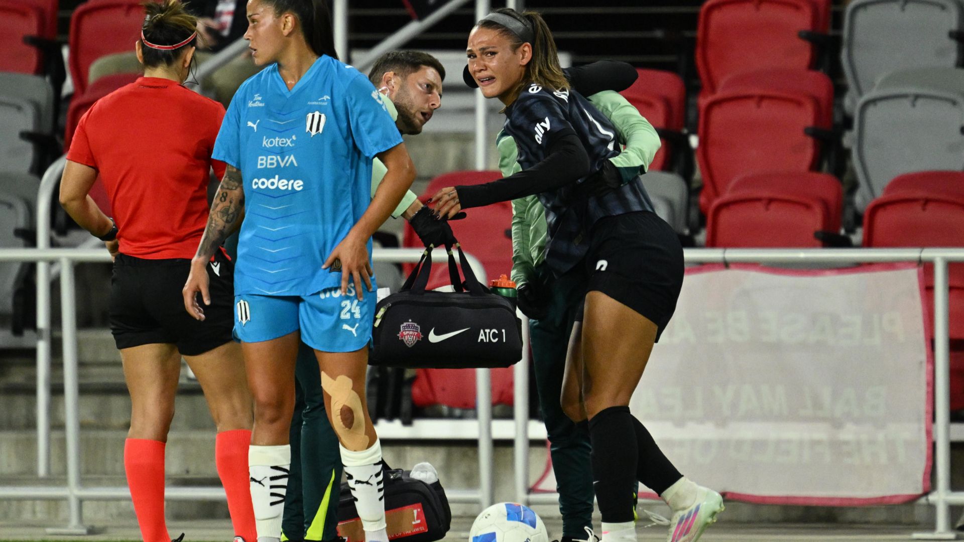 Washington Spirit star Trinity Rodman exits game with knee injury, the same day she was called into Emma Hayes' latest USWNT camp