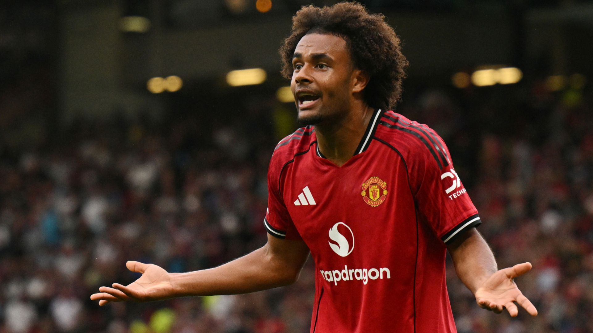 'Man Utd has become a cesspool' - Joshua Zirkzee's agent blasted for 'choosing the money' amid Dutch star's struggles at Old Trafford
