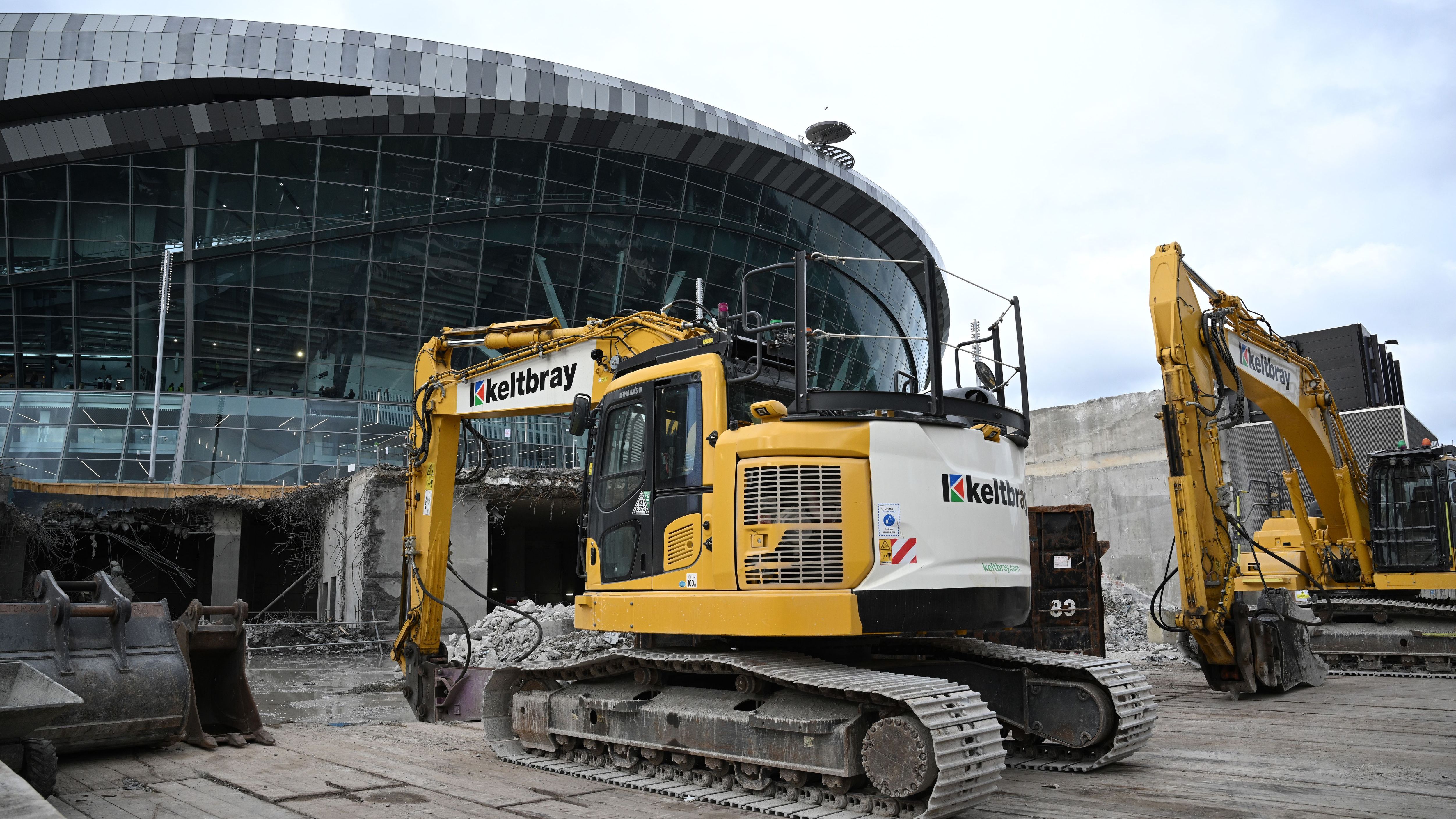 'Terrible idea' - Spurs fans fume as building work continues on massive 29-storey, 180 room hotel right next to Tottenham Hotspur stadium