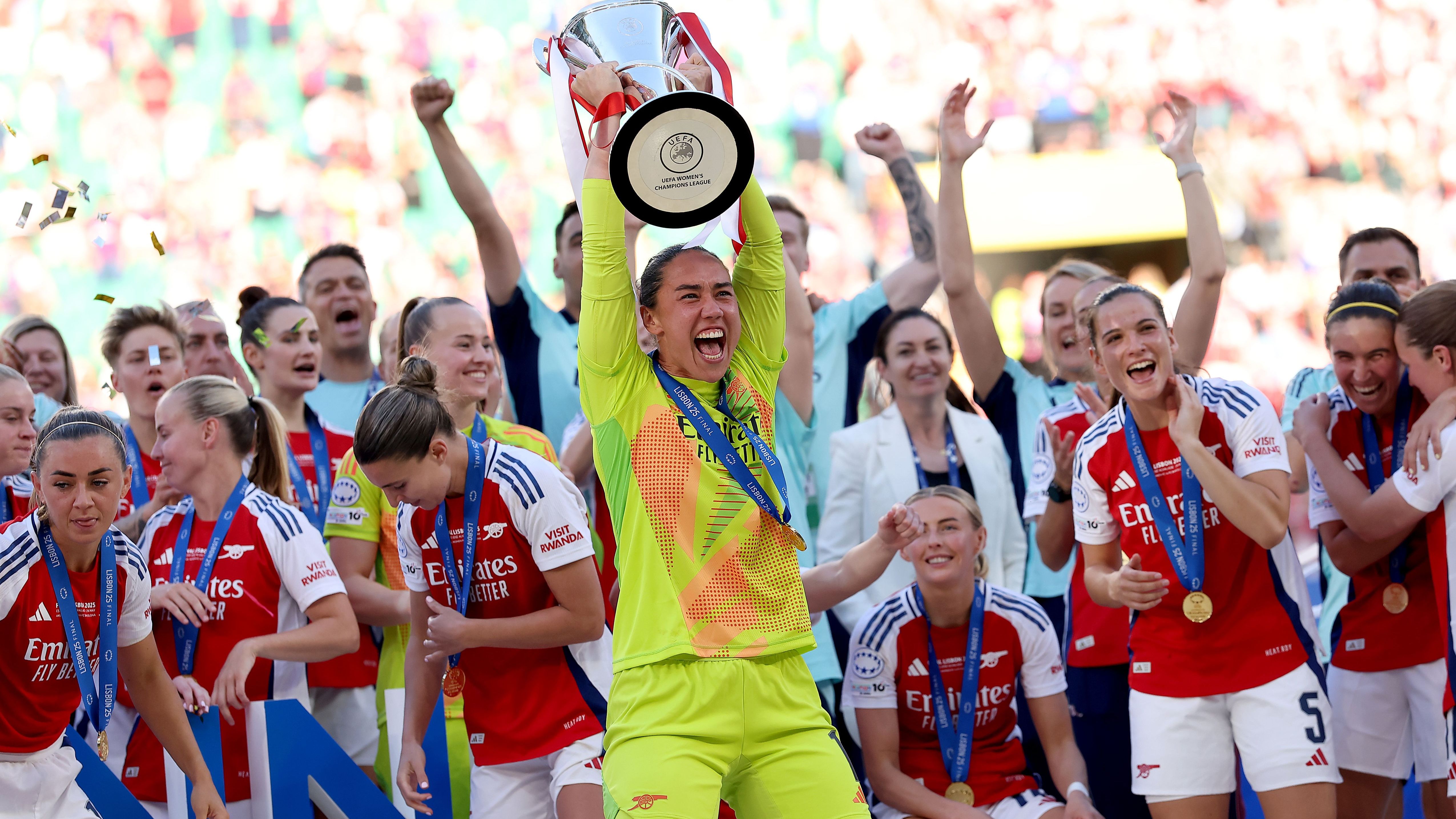 Arsenal dealt huge blow as Women's Champions League hero suffers dreaded ACL injury