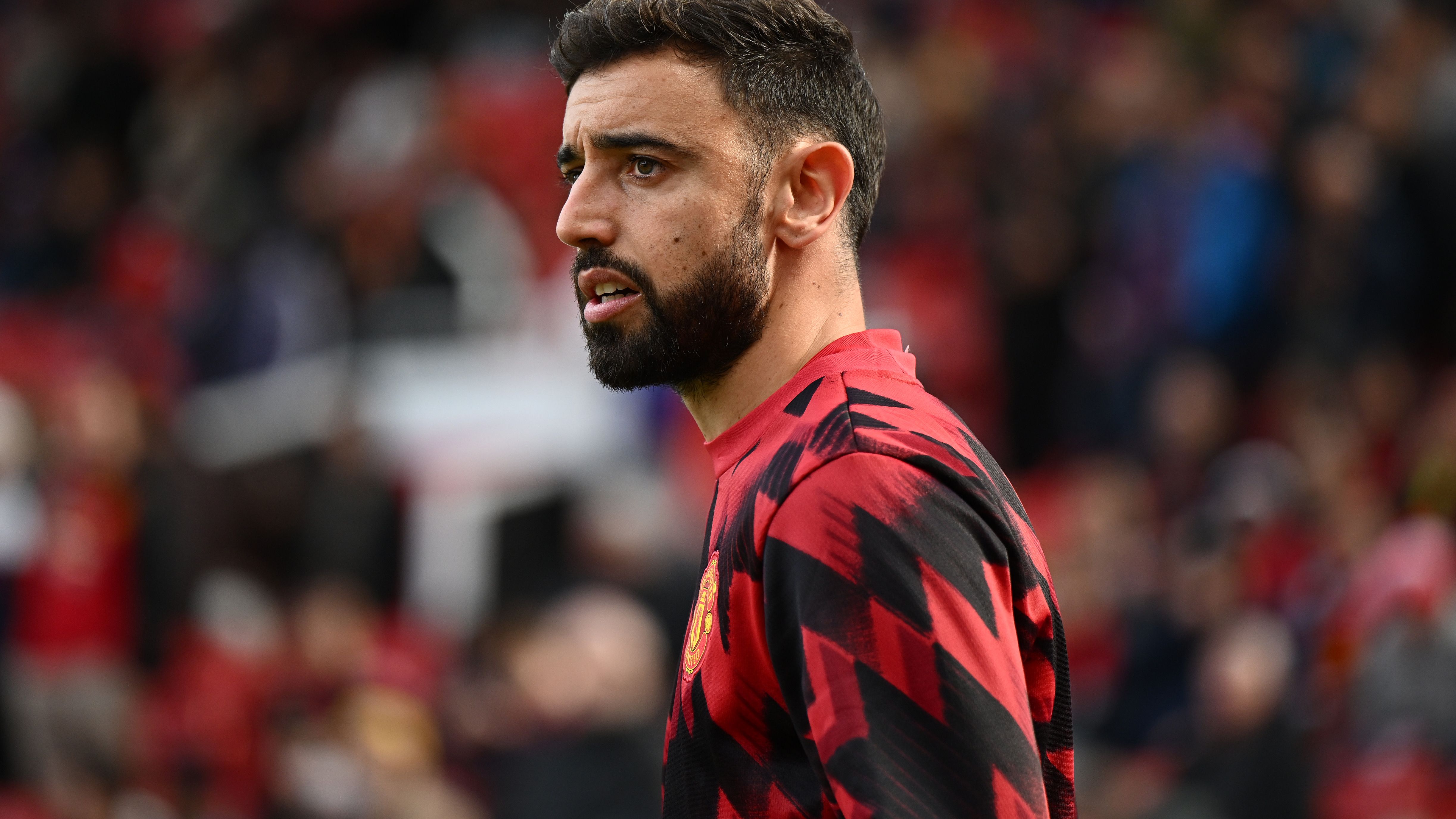 Bruno Fernandes to link up with Harry Kane at Bayern Munich?! Ex-Man Utd coach admits Portuguese midfielder would be 'perfect fit' for German giants