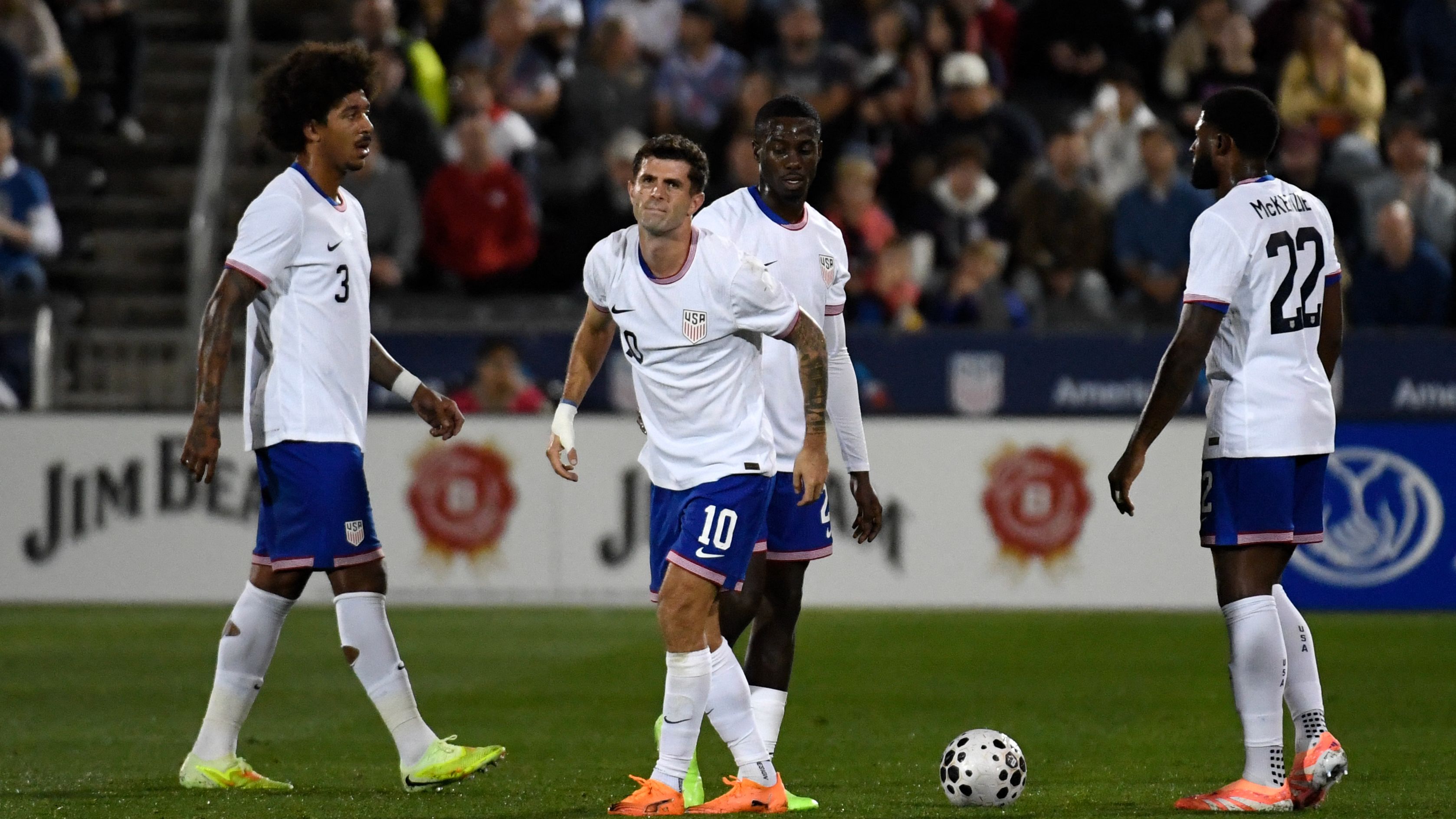 'Communicate and fight' - Fiery speech highlights Mauricio Pochettino's passion, even as USMNT coach outlines methodical approach to roster building