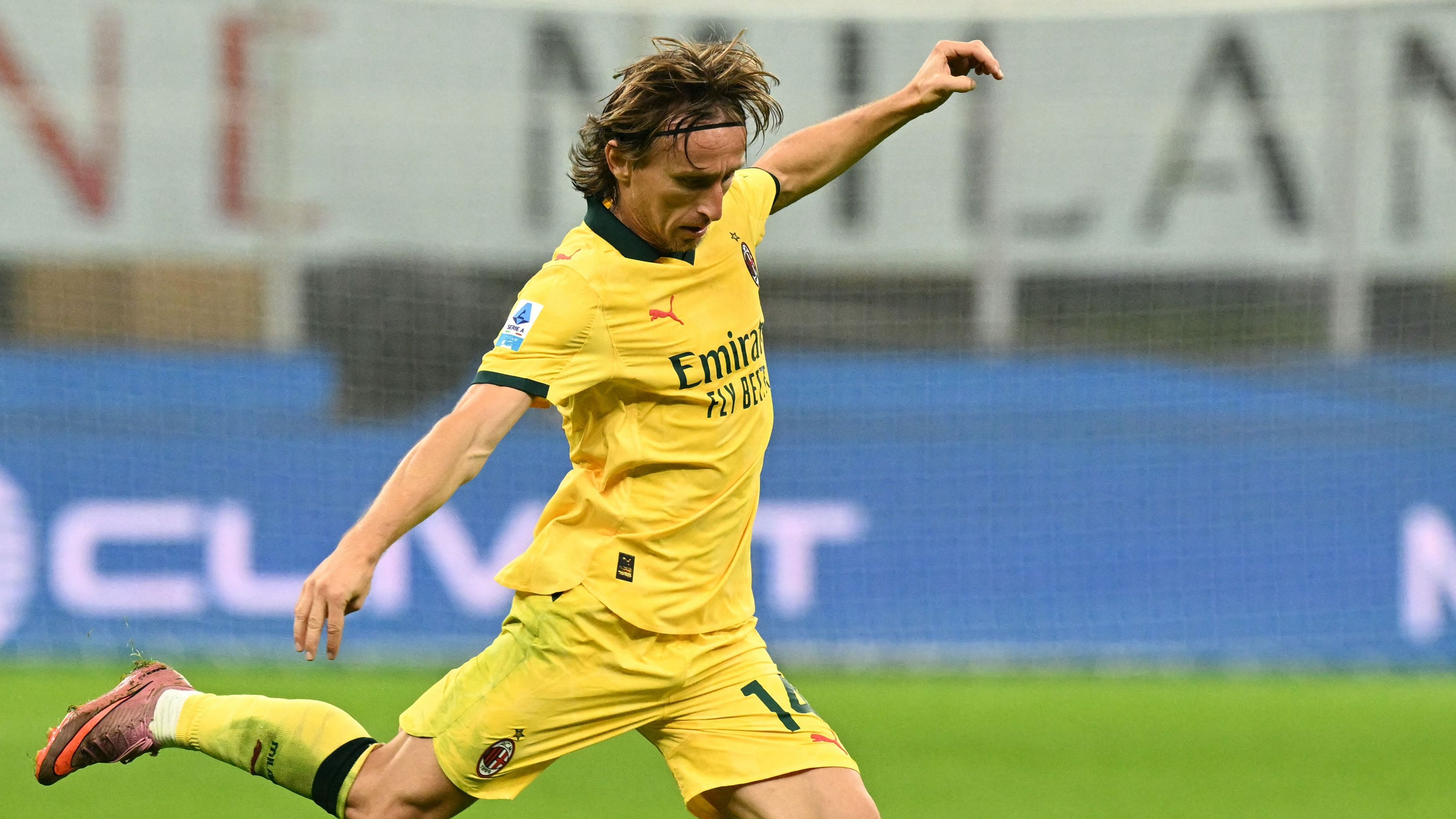 'Embarrassing!' - Antonio Cassano rips into 'pitiful' & 'low quality' Serie A in brutally honest comparison with 'dynamic' Premier League