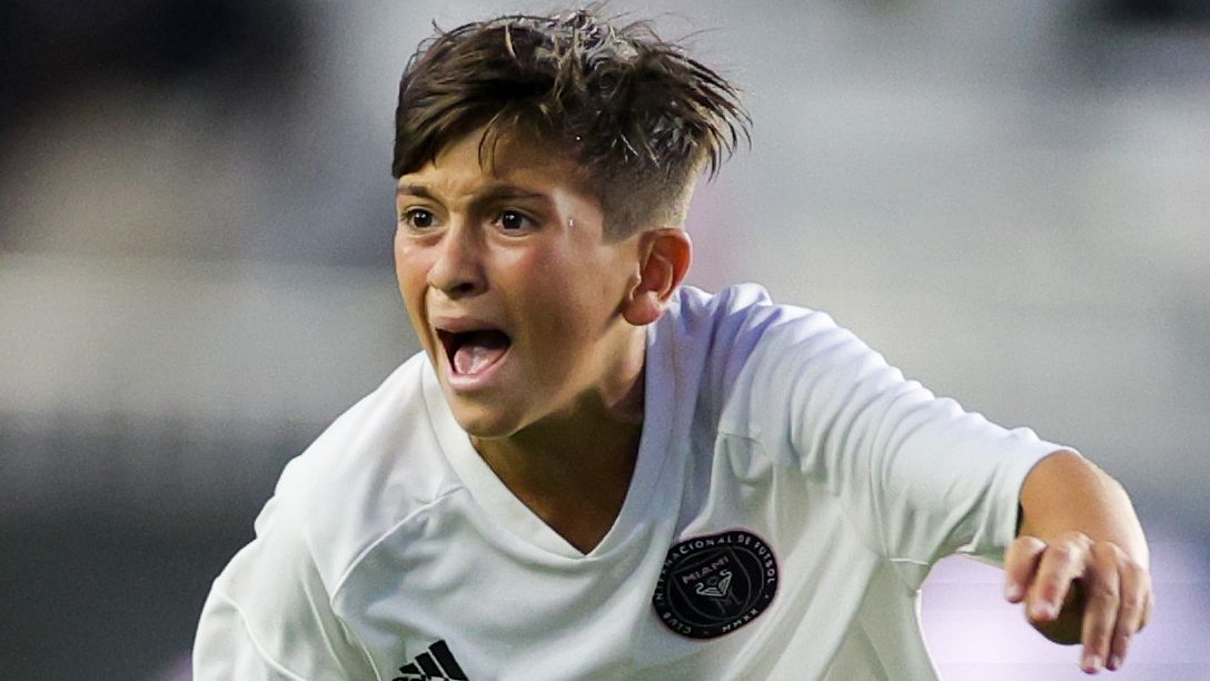 The Messi family still love Barcelona! Argentina superstar Leo & wife Antonela Roccuzzo celebrate son Thiago's birthday with Blaugrana-themed party