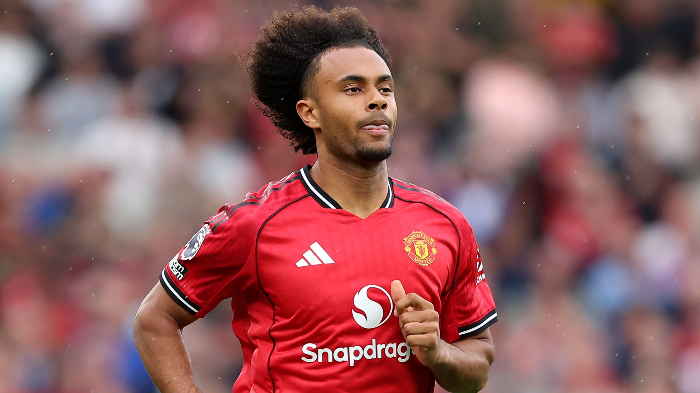 Roma open talks over possible move for Man Utd striker Joshua Zirkzee as Dutchman eyes Old Trafford escape route