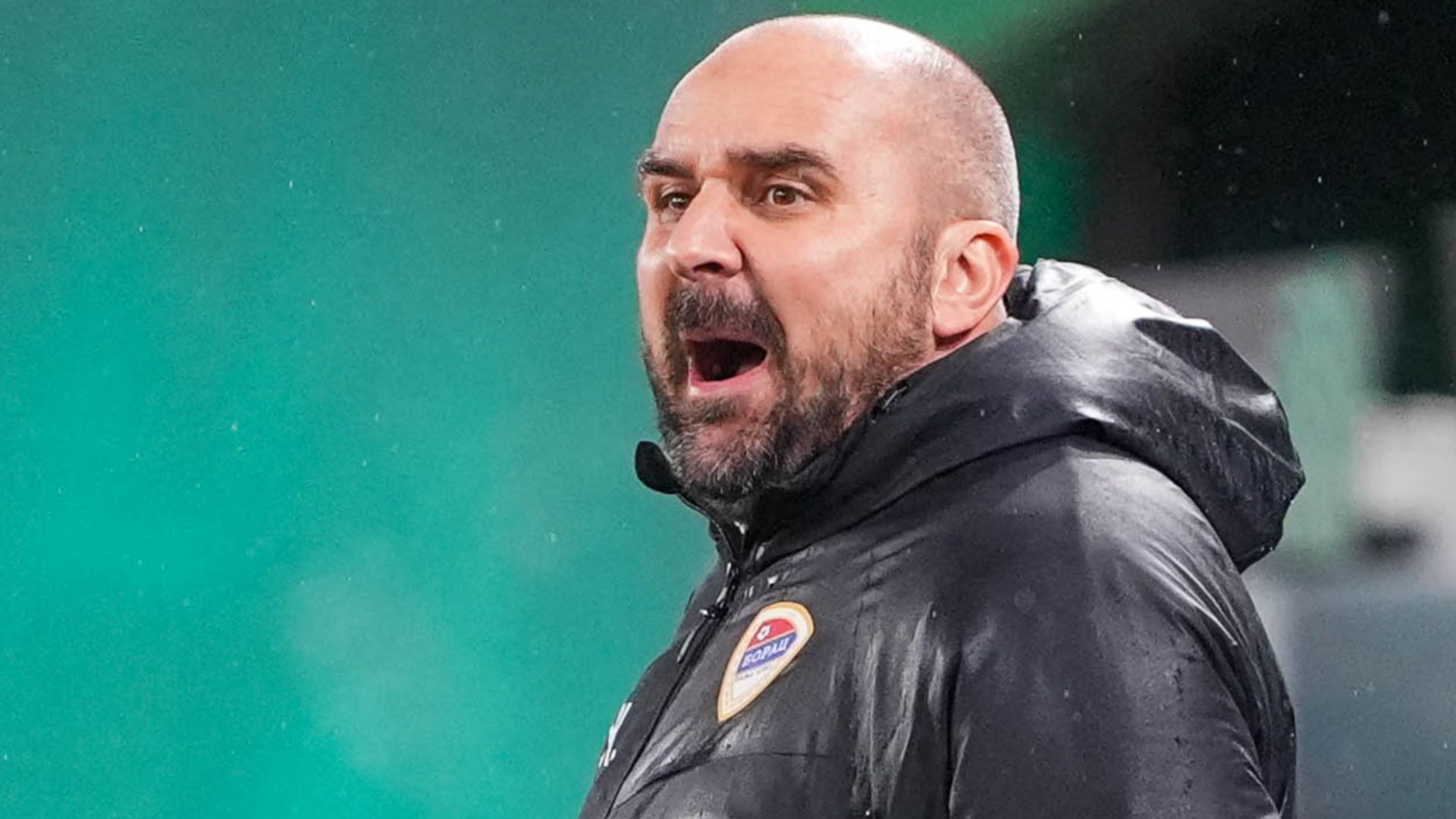 Top-flight manager tragically dies at 44 after mid-game collapse as devastated players break down in tears