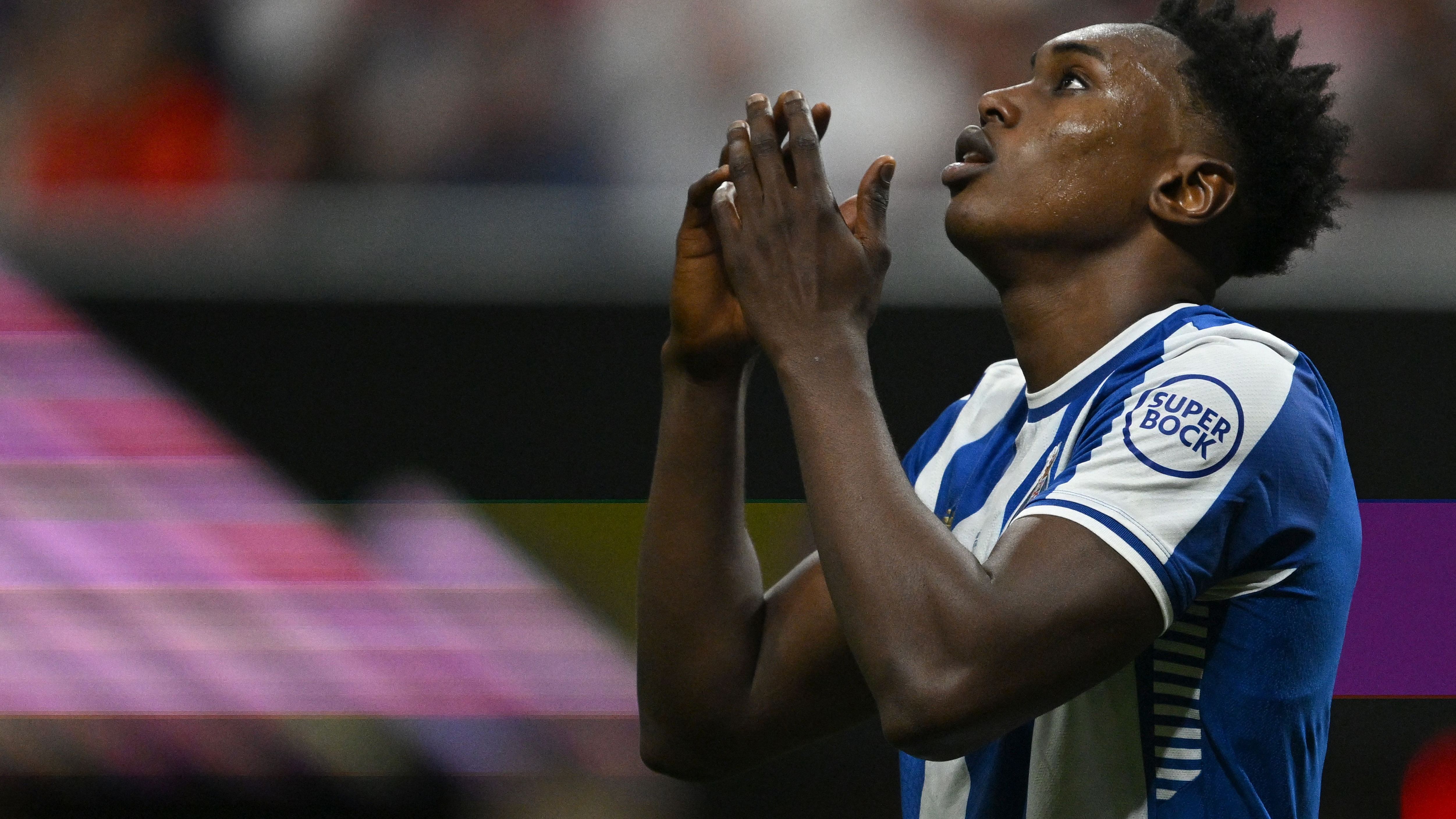 Spurs & Chelsea go head-to-head again! London rivals poised to battle for Porto striker Samu Aghehowa with former boss Andre Villas-Boas willing to sanction €80m exit